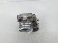2014-2015 Hyundai Tucson Throttle Body P/N:35100-2G700 Fits Fits 2011 2012 2013 2014 2015 2016 OEM Used Auto Parts - Oemused
