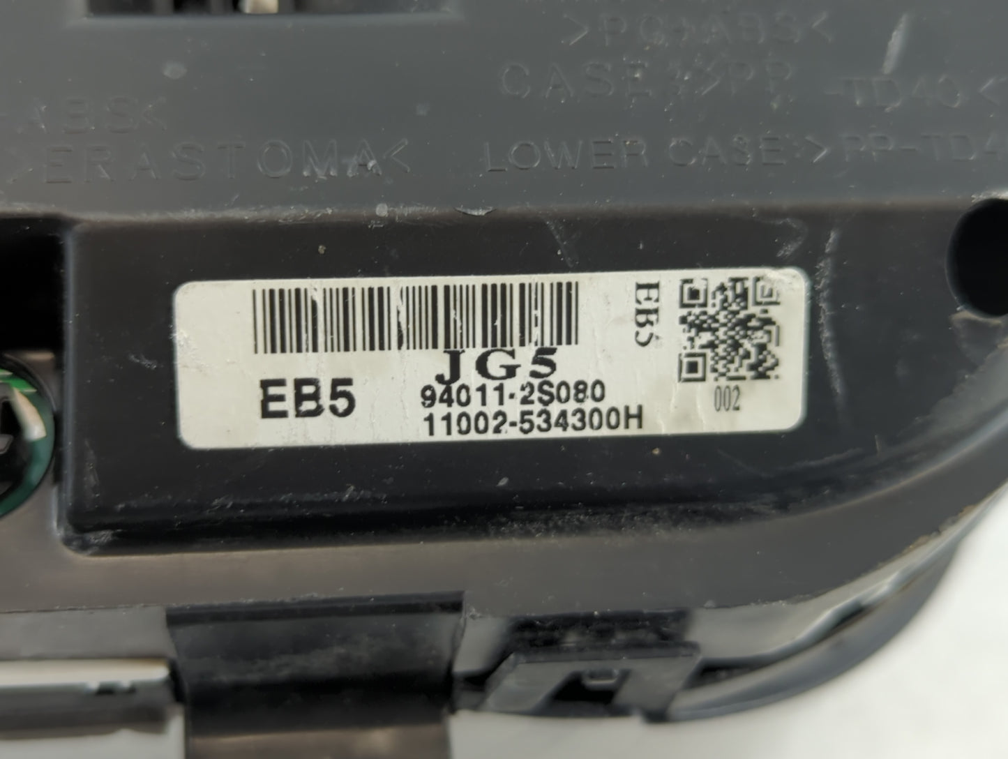 2014-2015 Hyundai Tucson Instrument Cluster Speedometer Gauges P/N:94011-2S080 Fits Fits 2014 2015 OEM Used Auto Parts - Oem