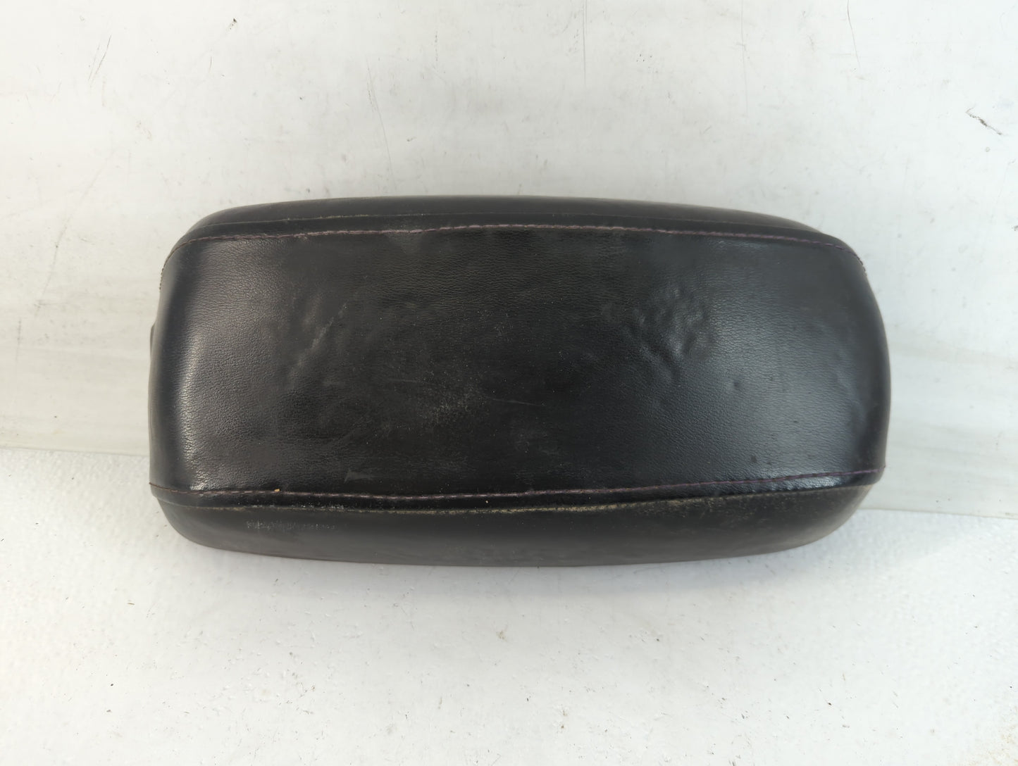 2015 Hyundai Tucson Center Console Armrest Cover Lid Fits OEM Used Auto Parts - Oemusedautoparts1.com