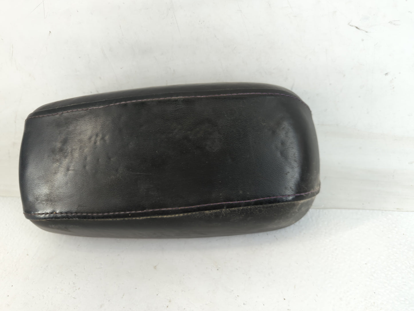 2015 Hyundai Tucson Center Console Armrest Cover Lid Fits OEM Used Auto Parts - Oemusedautoparts1.com