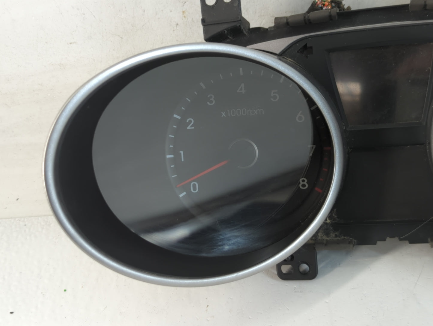 2014-2015 Hyundai Tucson Instrument Cluster Speedometer Gauges P/N:94011-2S020 Fits Fits 2014 2015 OEM Used Auto Parts - Oem