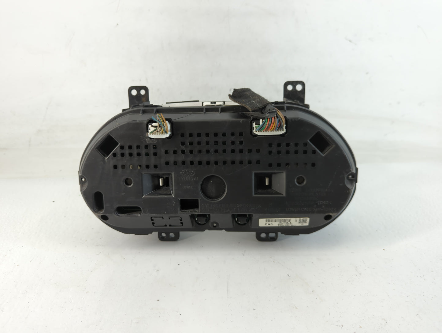 2014-2015 Hyundai Tucson Instrument Cluster Speedometer Gauges P/N:94011-2S020 Fits Fits 2014 2015 OEM Used Auto Parts - Oem