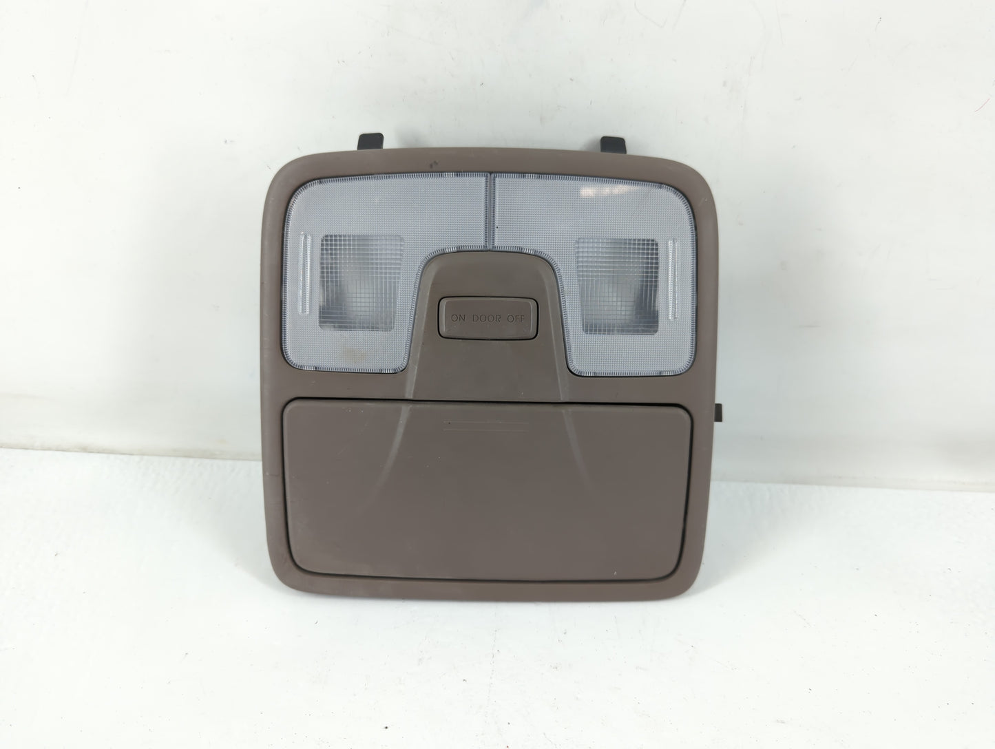 2010-2016 Hyundai Tucson Overhead Roof Console 771966 - Oemusedautoparts1.com