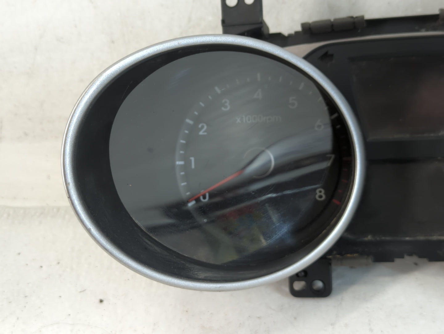 2014-2015 Hyundai Tucson Instrument Cluster Speedometer Gauges P/N:94011-2S080 Fits Fits 2014 2015 OEM Used Auto Parts - Oem