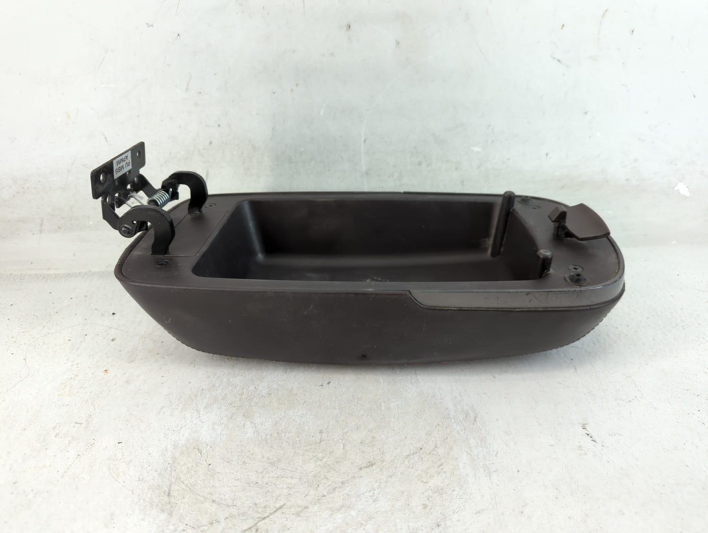2014-2015 Hyundai Tucson Center Console Armrest Cover Lid Fits Fits 2014 2015 OEM Used Auto Parts - Oemusedautoparts1.com