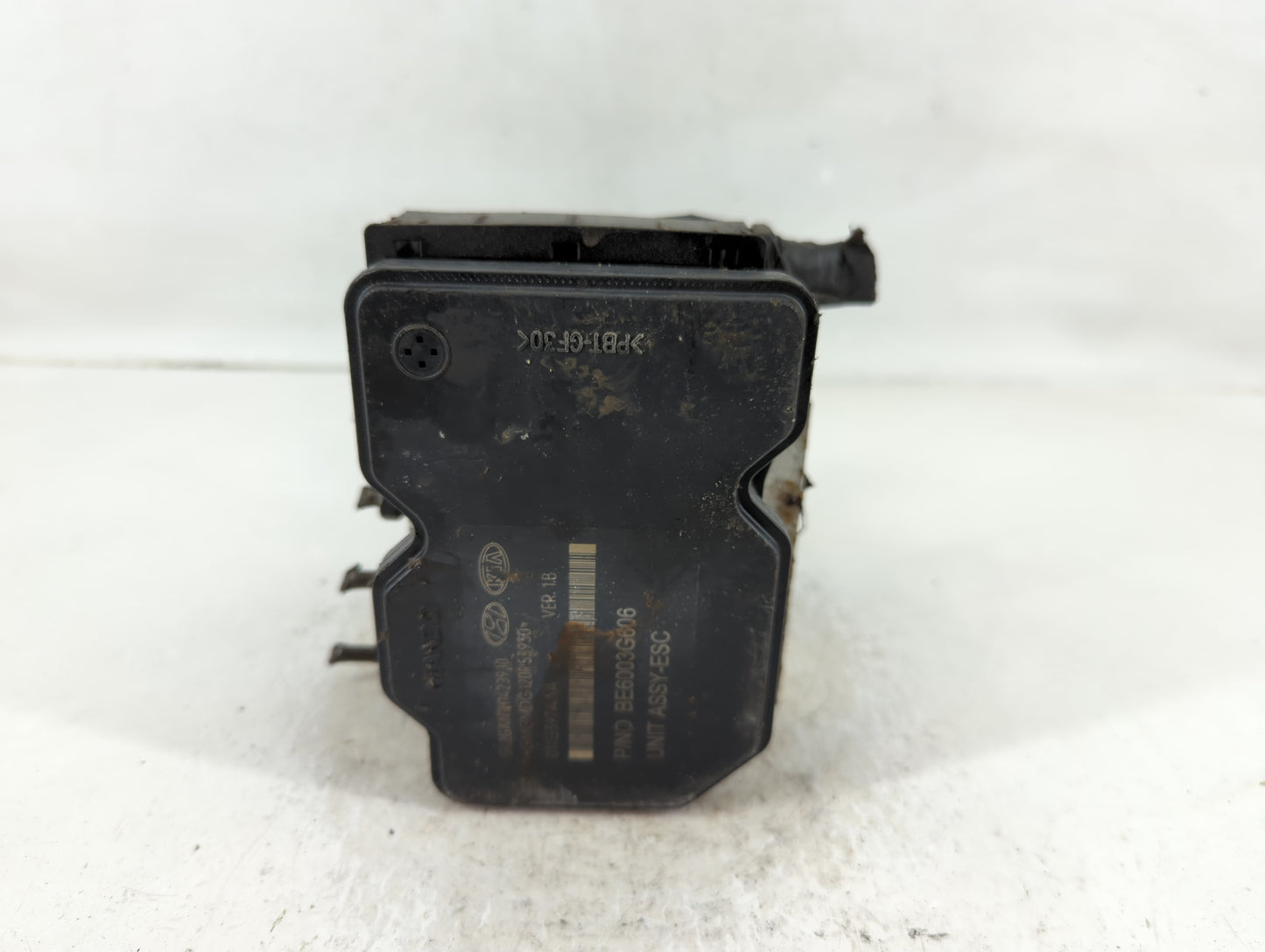 2015-2017 Hyundai Veloster ABS Pump Control Module Replacement P/N:58920-2V470 Fits Fits 2015 2016 2017 OEM Used Auto Parts 