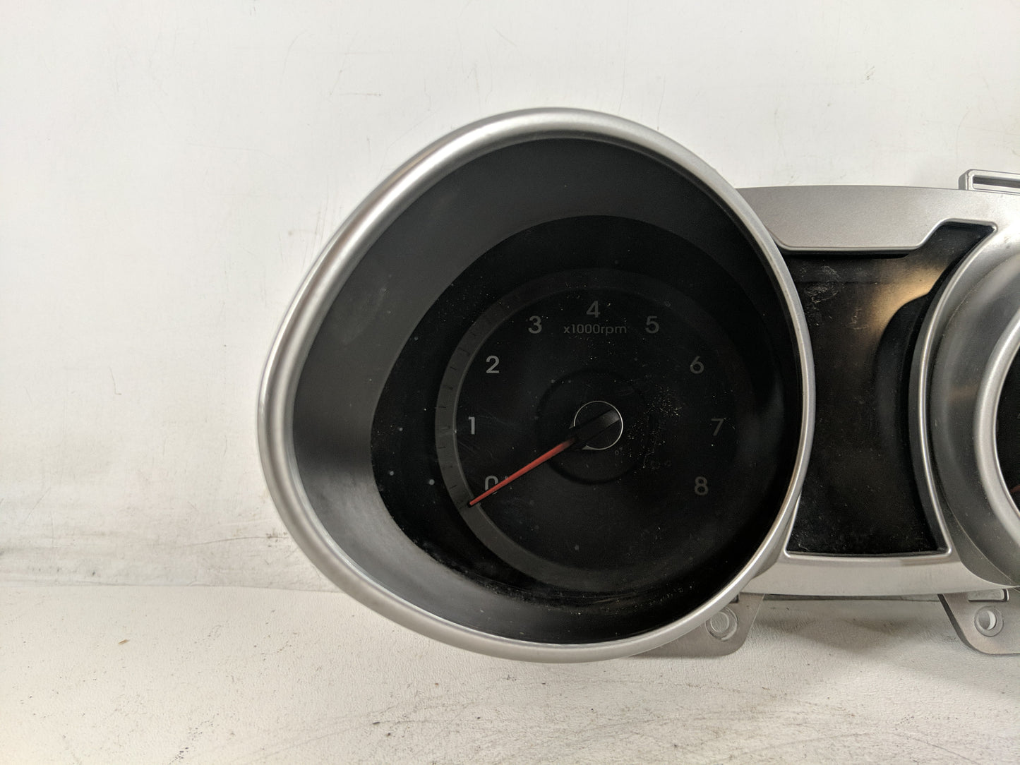 2012-2015 Hyundai Veloster Instrument Cluster Speedometer Gauges P/N:94001-2V331RDR Fits Fits 2012 2013 2014 2015 OEM Used A
