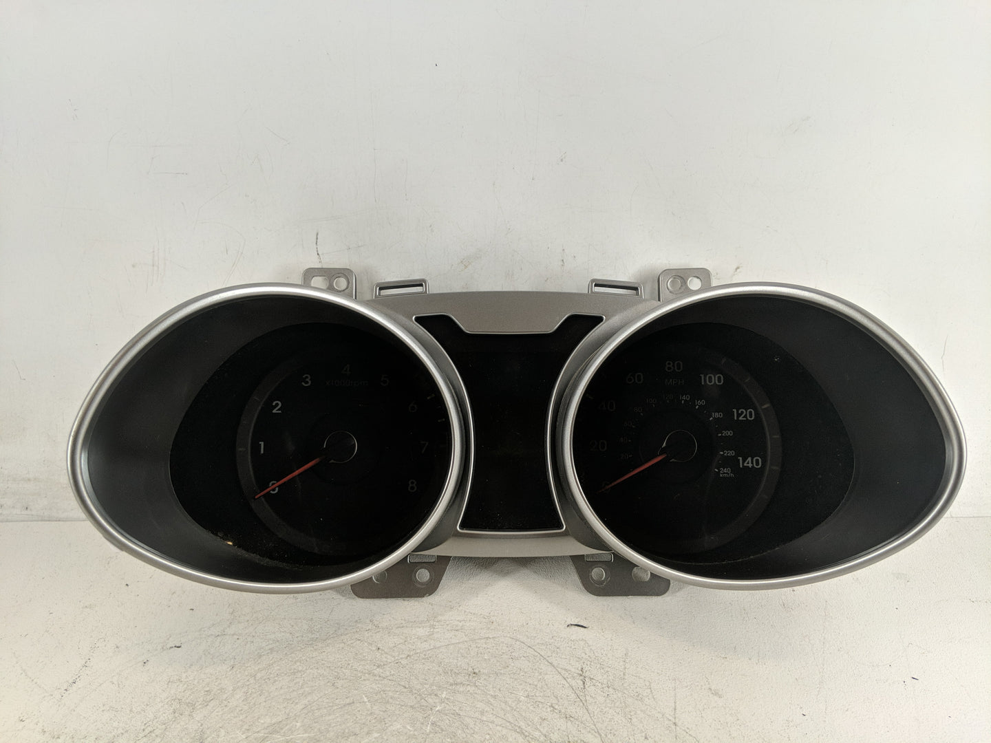 2012-2015 Hyundai Veloster Instrument Cluster Speedometer Gauges P/N:94001-2V331RDR Fits Fits 2012 2013 2014 2015 OEM Used A