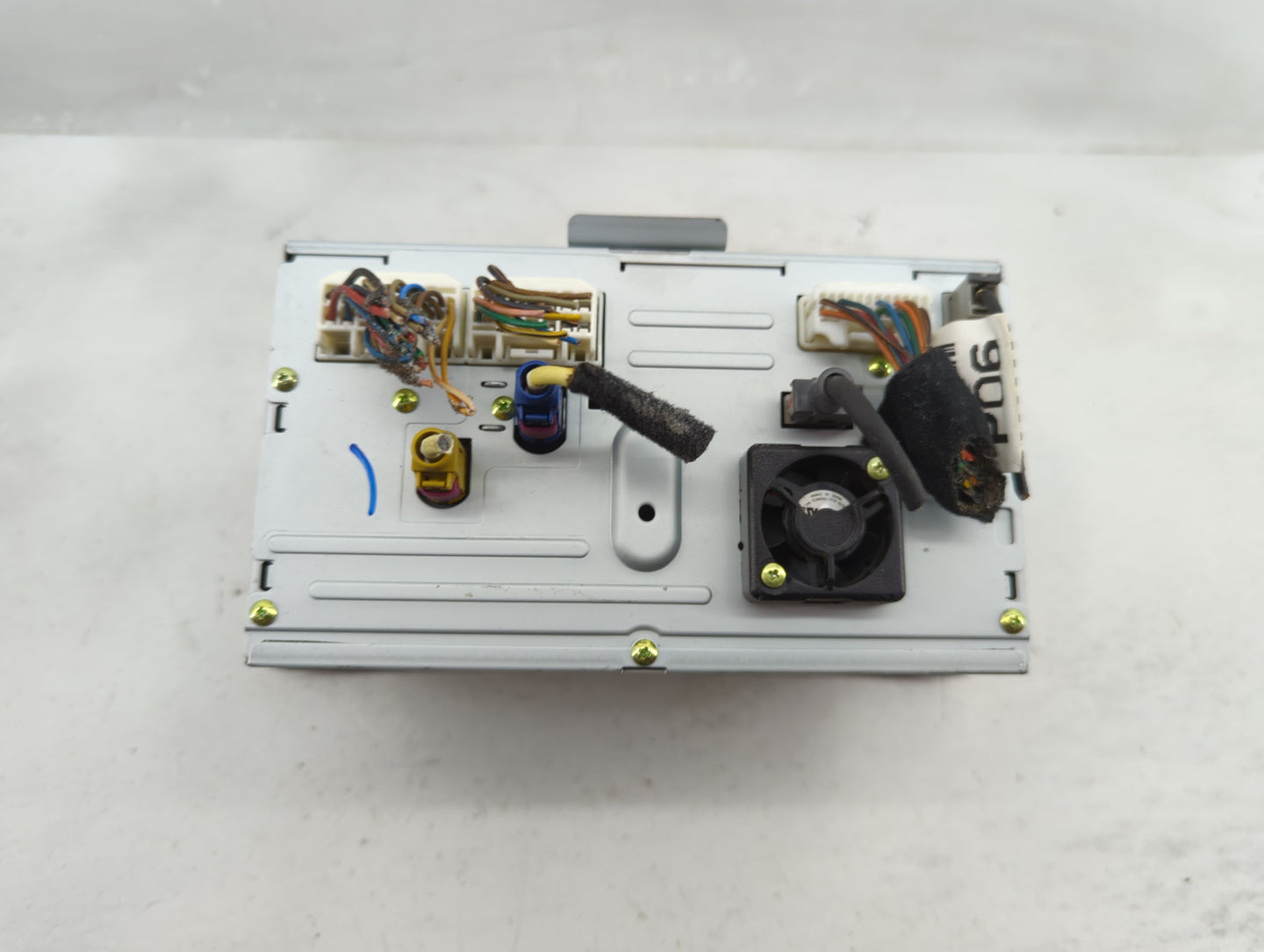 2012-2015 Hyundai Veloster Radio AM FM Cd Player Receiver Replacement P/N:96560-2V700 Fits Fits 2012 2013 2014 2015 OEM Used