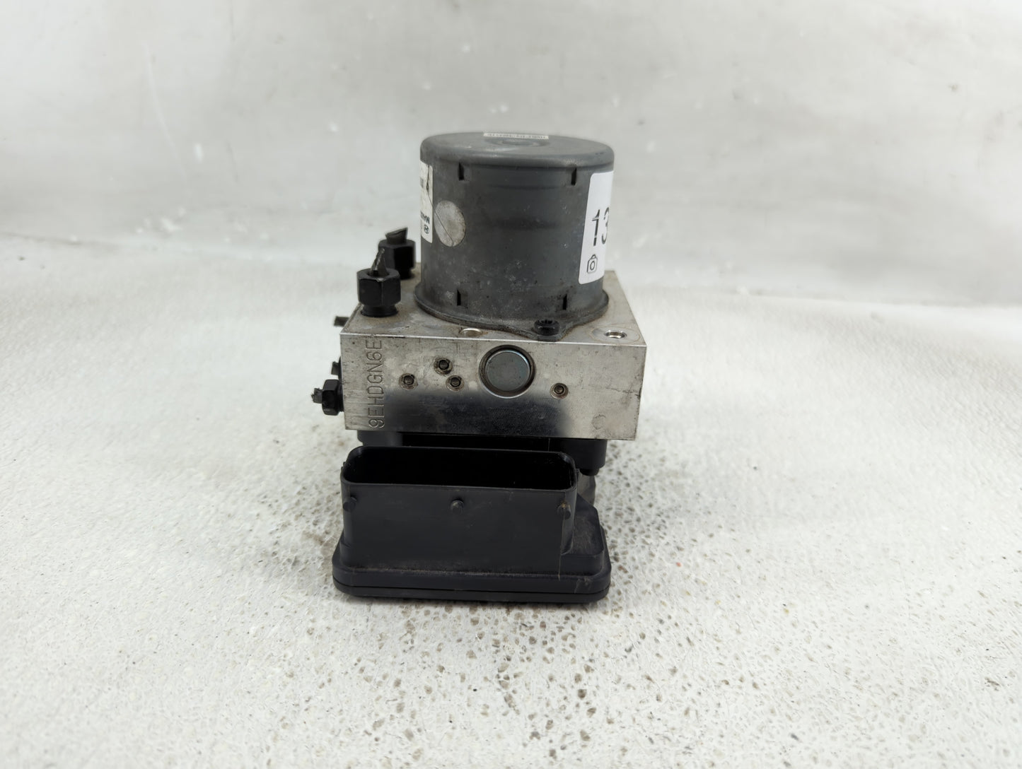 2015-2017 Hyundai Veloster ABS Pump Control Module Replacement P/N:58920-2V470 Fits Fits 2015 2016 2017 OEM Used Auto Parts 