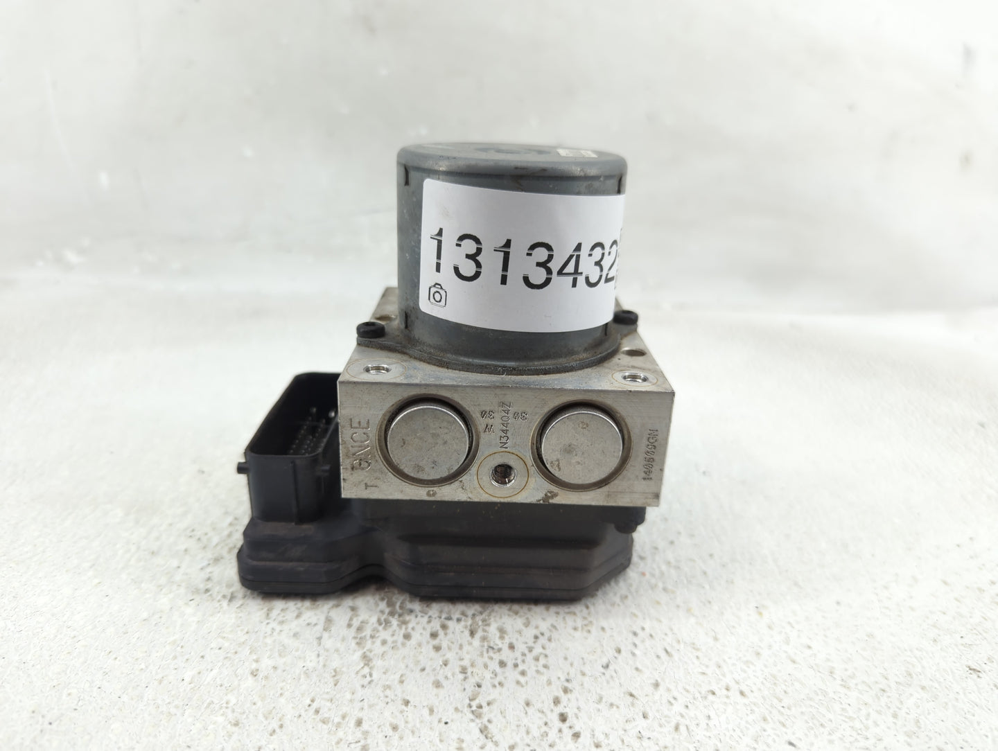 2015-2017 Hyundai Veloster ABS Pump Control Module Replacement P/N:58920-2V470 Fits Fits 2015 2016 2017 OEM Used Auto Parts 