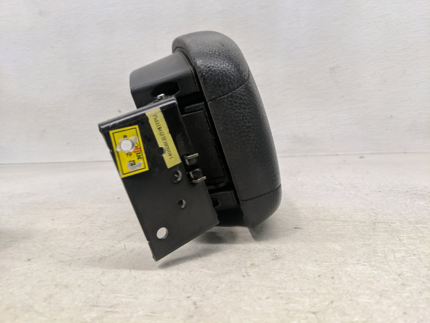 2015 Hyundai Veloster Center Console Armrest Cover Lid Fits OEM Used Auto Parts - Oemusedautoparts1.com