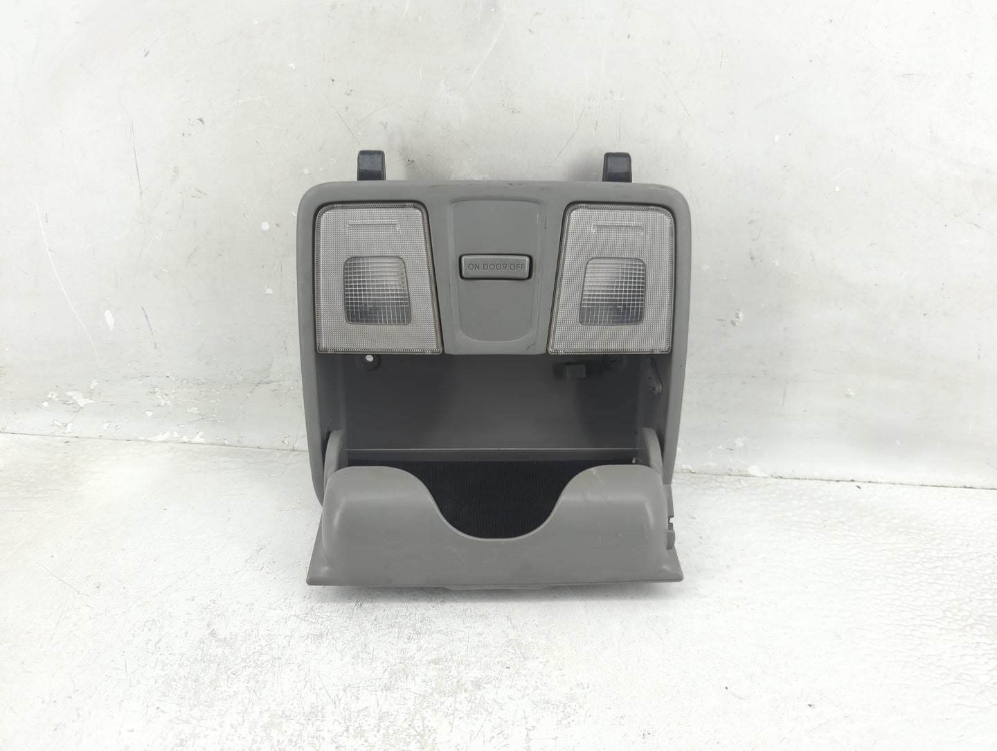 2015 Hyundai Veloster Overhead Roof Console - Oemusedautoparts1.com