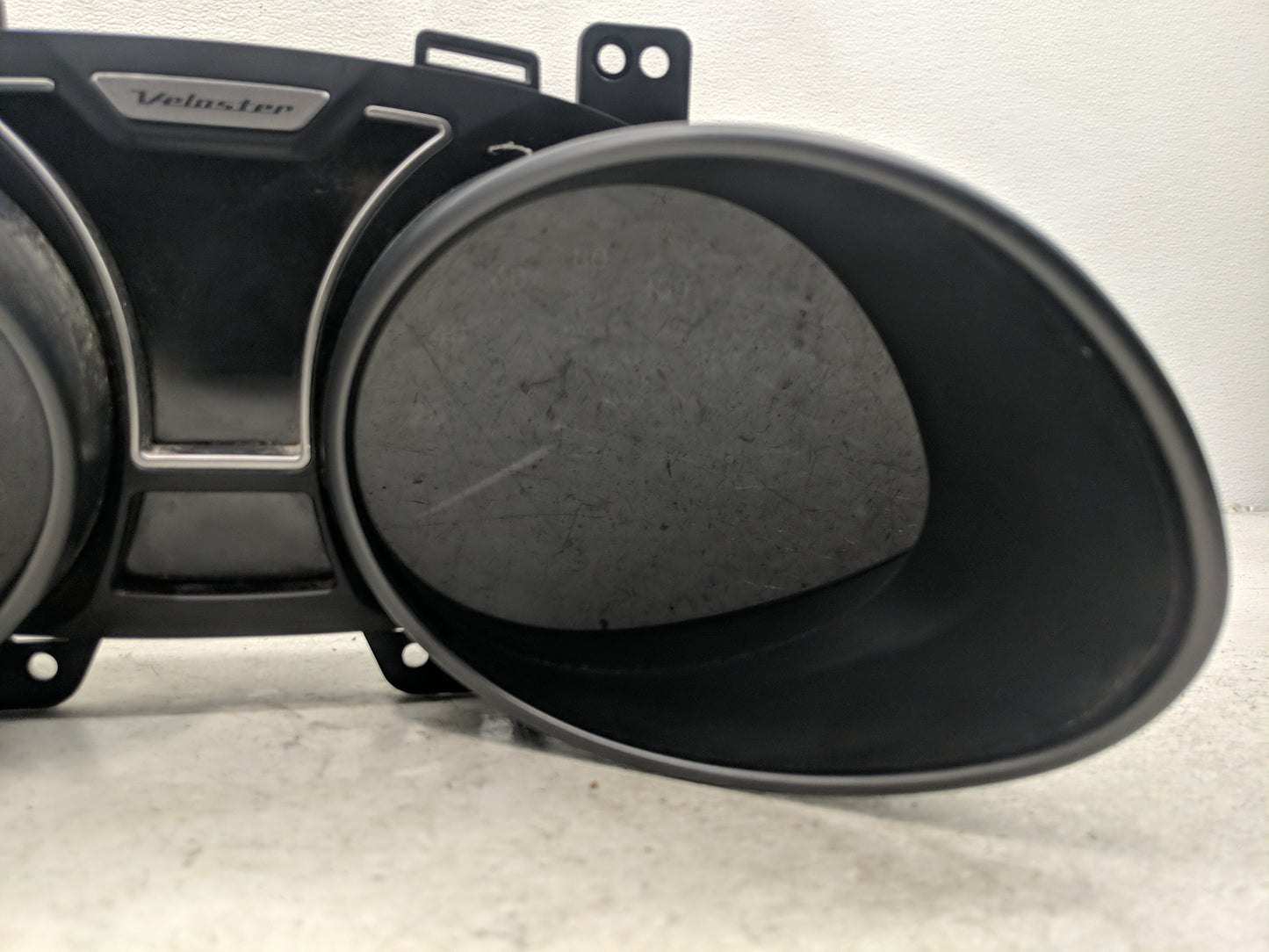 2015 Hyundai Veloster Instrument Cluster Speedometer Gauges P/N:94011-2V331PD5 Fits OEM Used Auto Parts - Oemusedautoparts1.