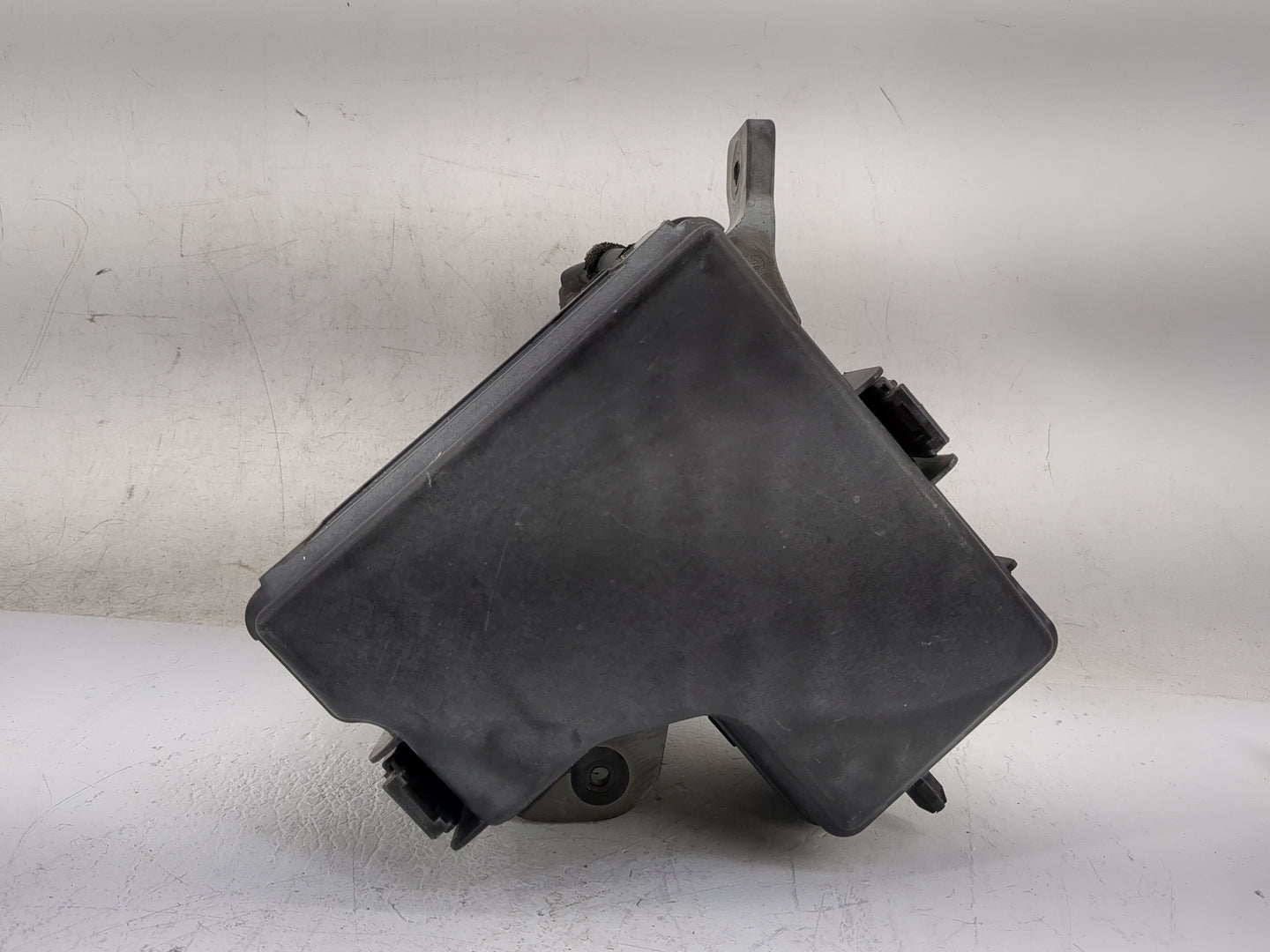 2015-2017 Hyundai Veloster Fusebox Fuse Box Panel Relay Module Fits Fits 2015 2016 2017 OEM Used Auto Parts - Oemusedautopar