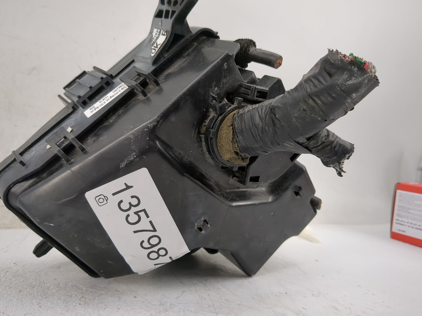 2015-2017 Hyundai Veloster Fusebox Fuse Box Panel Relay Module Fits Fits 2015 2016 2017 OEM Used Auto Parts - Oemusedautopar