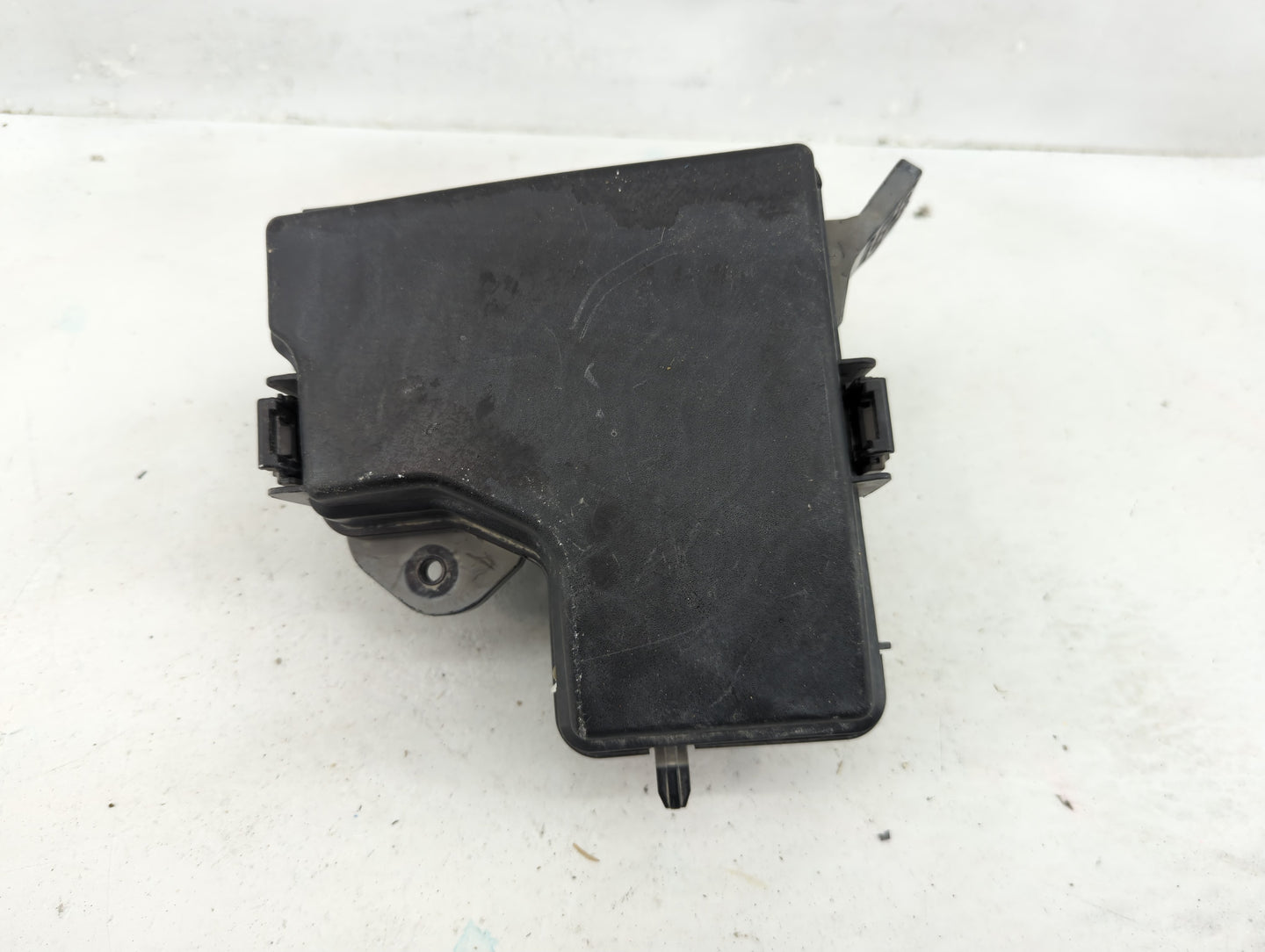 2015-2017 Hyundai Veloster Fusebox Fuse Box Panel Relay Module P/N:91941-2V320 Fits Fits 2015 2016 2017 OEM Used Auto Parts 