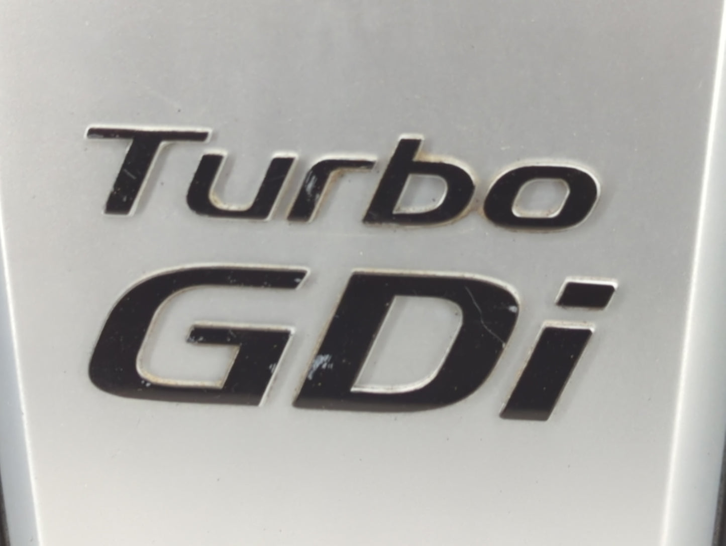 2015 Hyundai Veloster Engine Cover - Oemusedautoparts1.com
