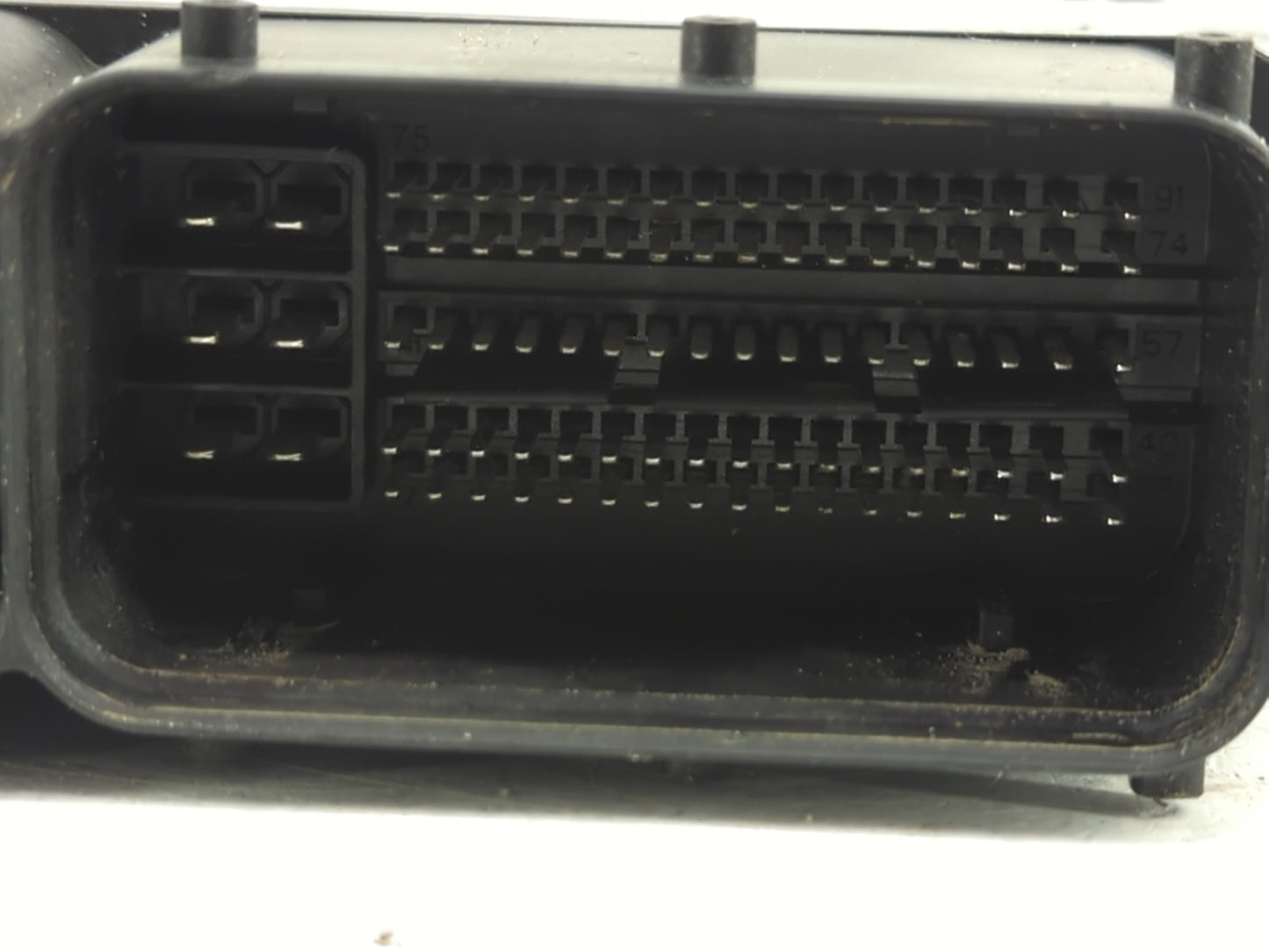 2015 Hyundai Veloster PCM Engine Control Computer ECU ECM PCU OEM P/N:39118-2BBR2 Fits OEM Used Auto Parts - Oemusedautopart