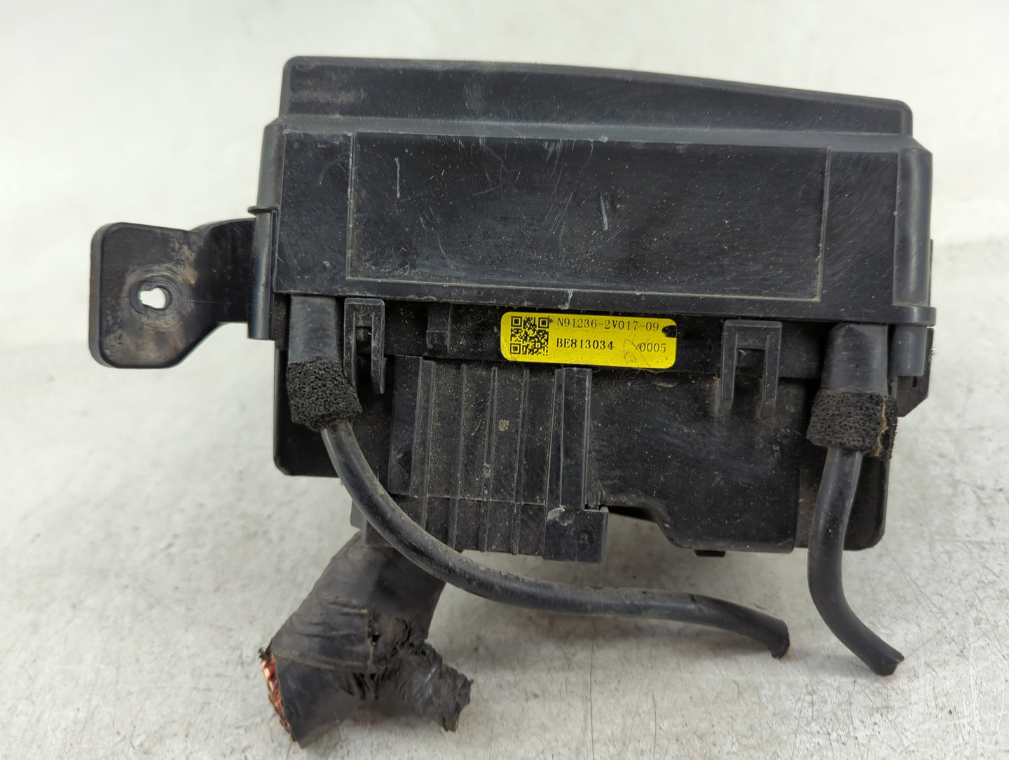 2015 Hyundai Veloster Fusebox Fuse Box Panel Relay Module P/N:N91236-2V017-09 Fits OEM Used Auto Parts - Oemusedautoparts1.c