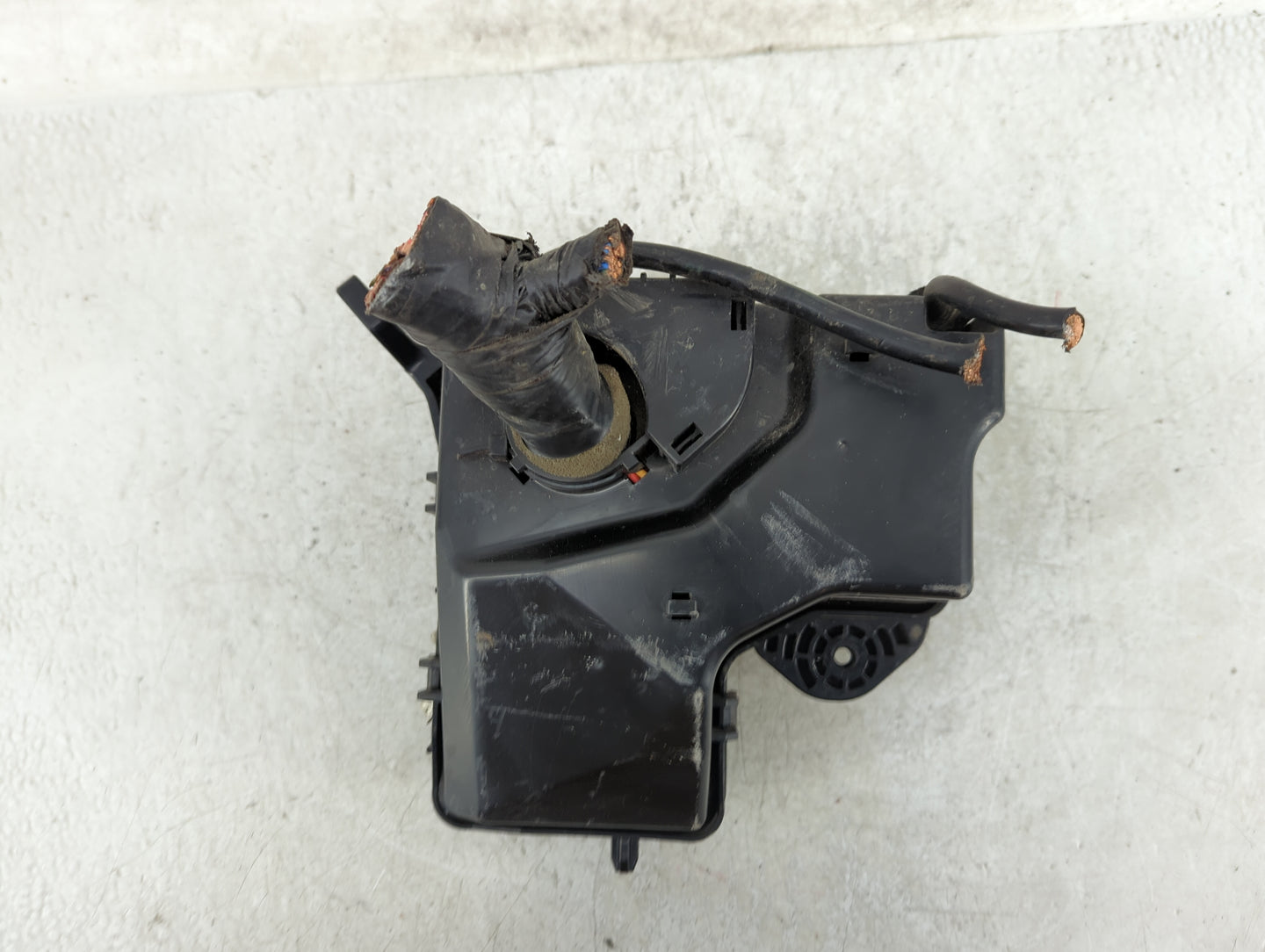 2015 Hyundai Veloster Fusebox Fuse Box Panel Relay Module P/N:N91236-2V017-09 Fits OEM Used Auto Parts - Oemusedautoparts1.c