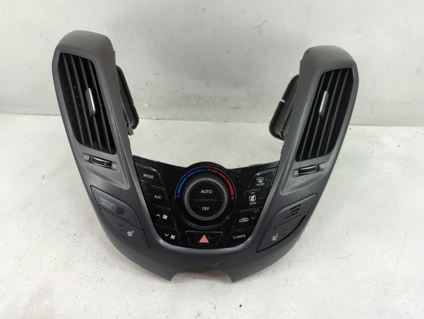 2013-2015 Hyundai Veloster Climate Control Module Temperature AC/Heater Replacement Fits Fits 2013 2014 2015 OEM Used Auto P