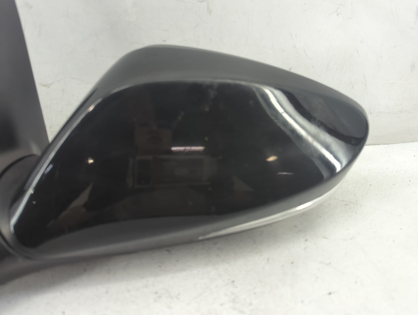 2014-2017 Hyundai Veloster Driver Side View Mirror - Left Door Mirror OEM Used - Oemusedautoparts1.com