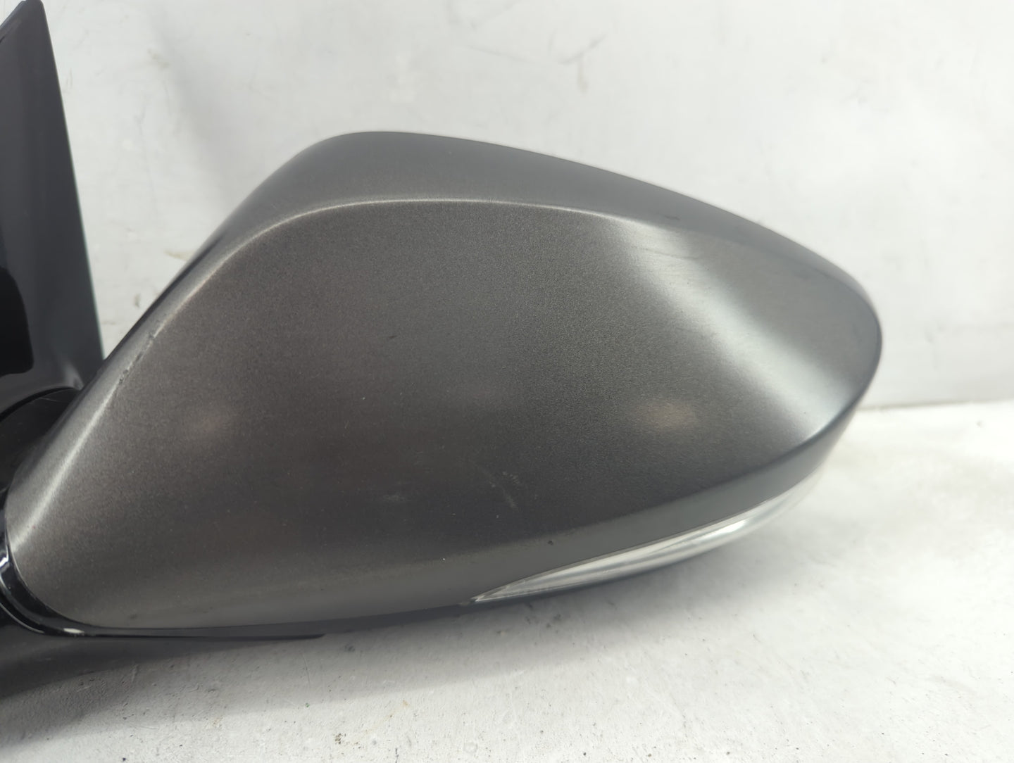 2014-2017 Hyundai Veloster Driver Side View Mirror - Left Door Mirror OEM Used - Oemusedautoparts1.com
