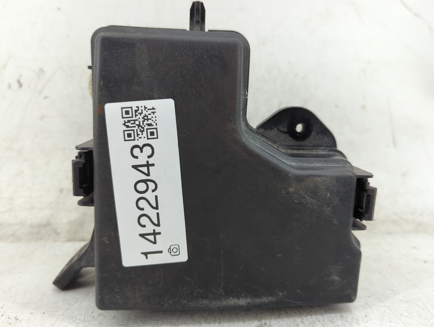 2015-2017 Hyundai Veloster Fusebox Fuse Box Panel Relay Module P/N:91301 2V065 Fits Fits 2015 2016 2017 OEM Used Auto Parts 