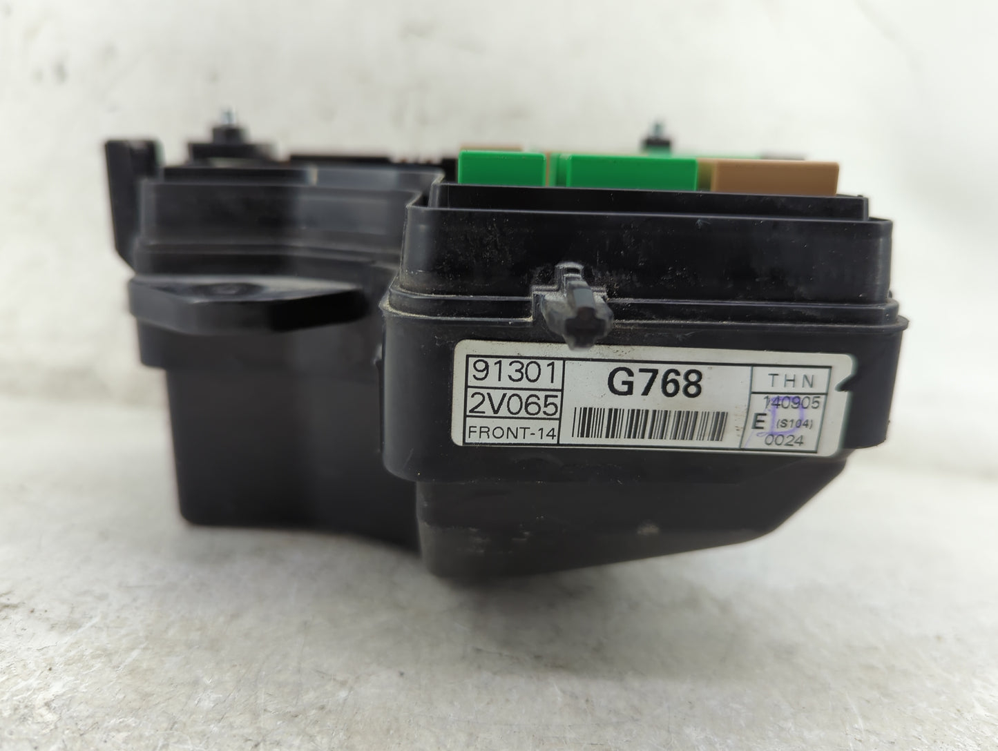 2015-2017 Hyundai Veloster Fusebox Fuse Box Panel Relay Module P/N:91301 2V065 Fits Fits 2015 2016 2017 OEM Used Auto Parts 