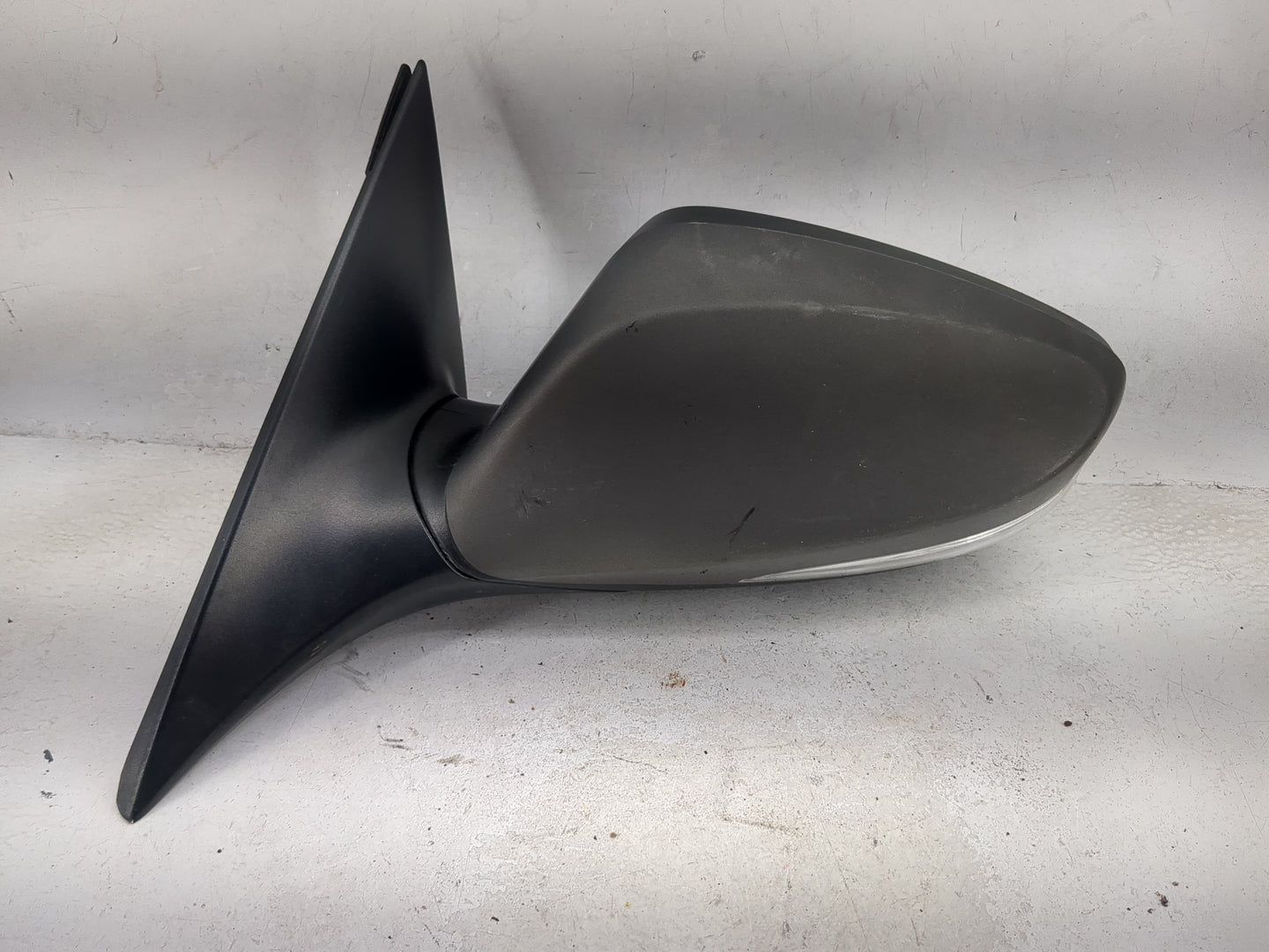 2014-2017 Hyundai Veloster Driver Side View Mirror - Left Door Mirror OEM Used - Oemusedautoparts1.com