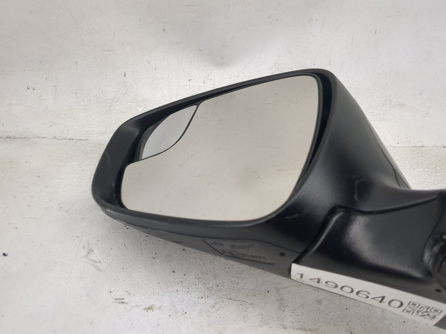 2014-2017 Hyundai Veloster Driver Side View Mirror - Left Door Mirror OEM Used - Oemusedautoparts1.com