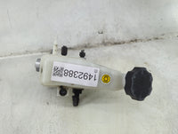 2012-2017 Hyundai Veloster Brake Master Cylinder 1492388 - Oemusedautoparts1.com