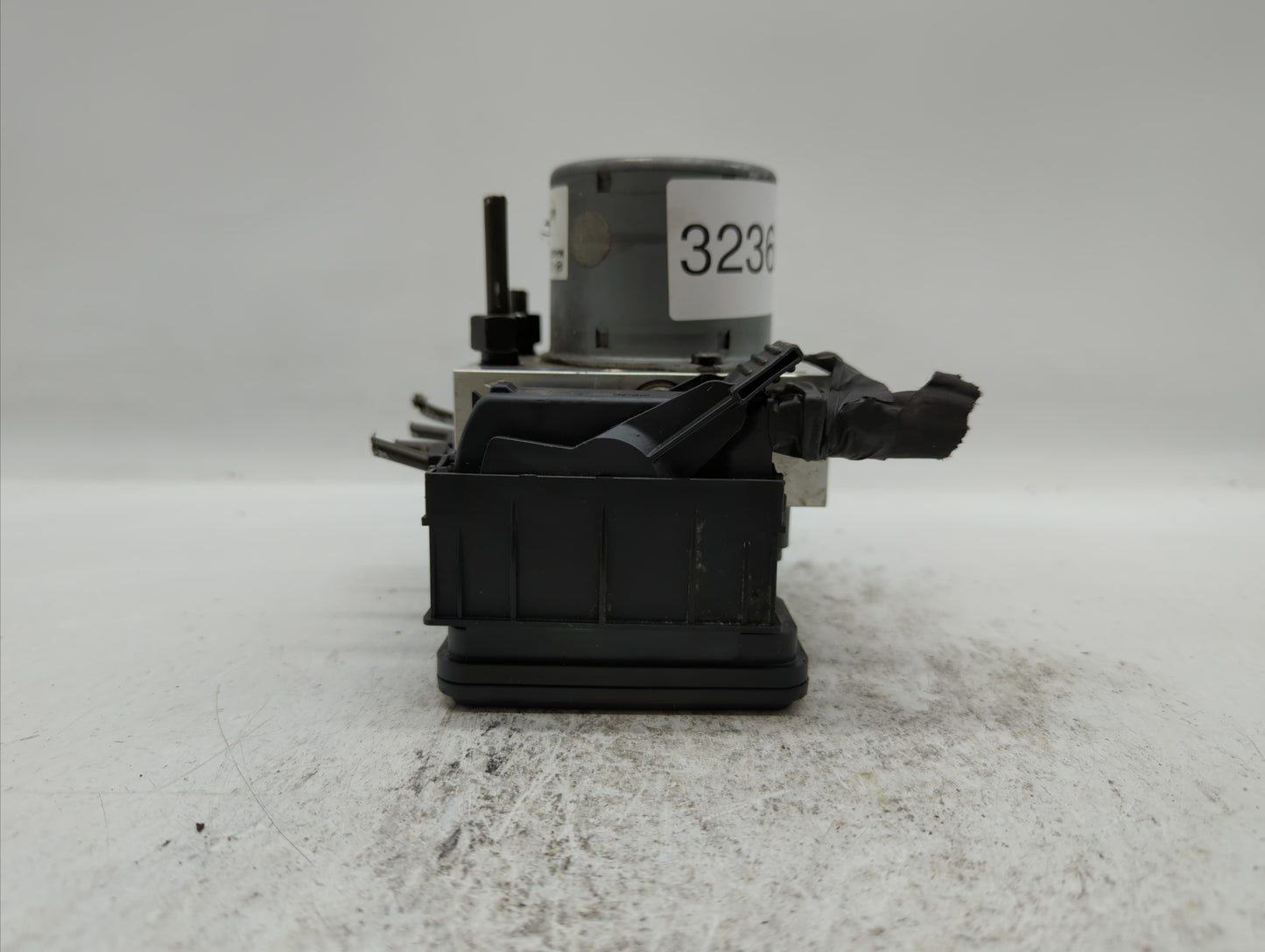 2015-2017 Hyundai Veloster ABS Pump Control Module Replacement P/N:BE6003G606 58920-2V480, 58920-2V470 Fits Fits 2015 2016 2