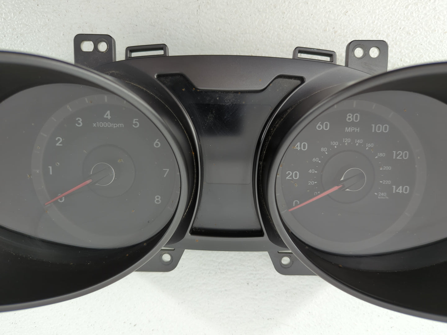 2012-2015 Hyundai Veloster Instrument Cluster Speedometer Gauges P/N:94011-2V320PD5 94011-2V320 Fits Fits 2012 2013 2014 201
