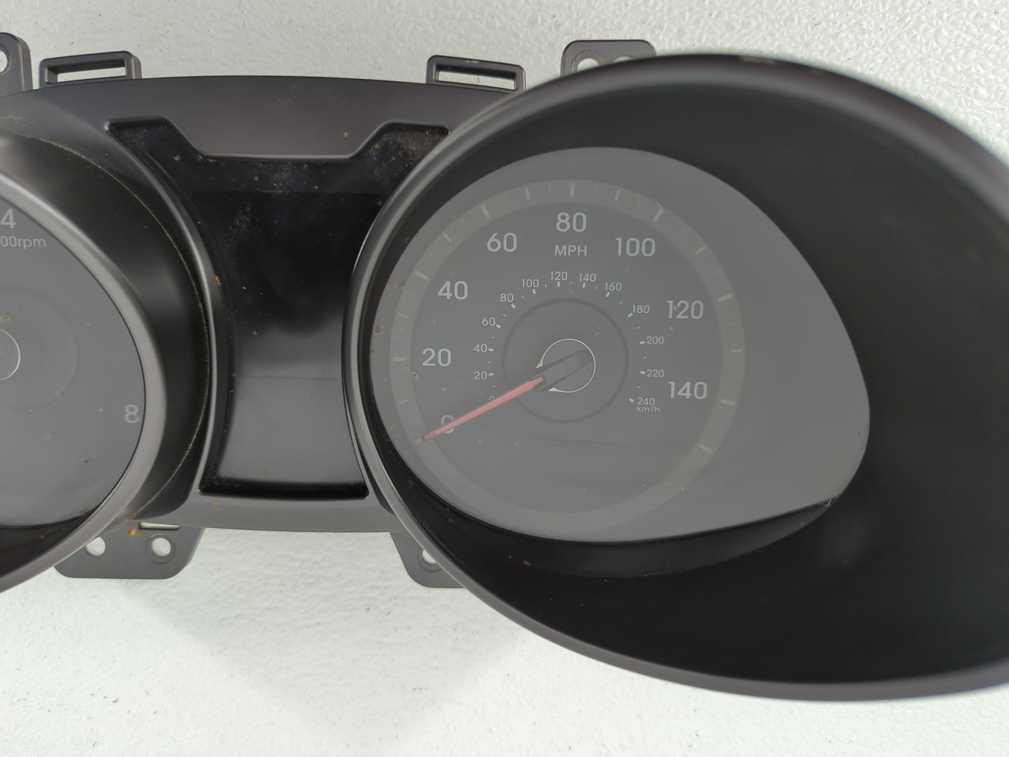 2012-2015 Hyundai Veloster Instrument Cluster Speedometer Gauges P/N:94011-2V320PD5 94011-2V320 Fits Fits 2012 2013 2014 201