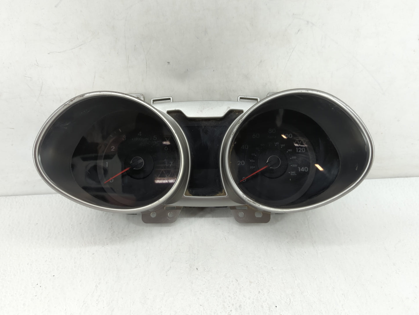 2012-2015 Hyundai Veloster Instrument Cluster Speedometer Gauges P/N:94011-2V331PD5 94011-2V330PD5 Fits Fits 2012 2013 2014 