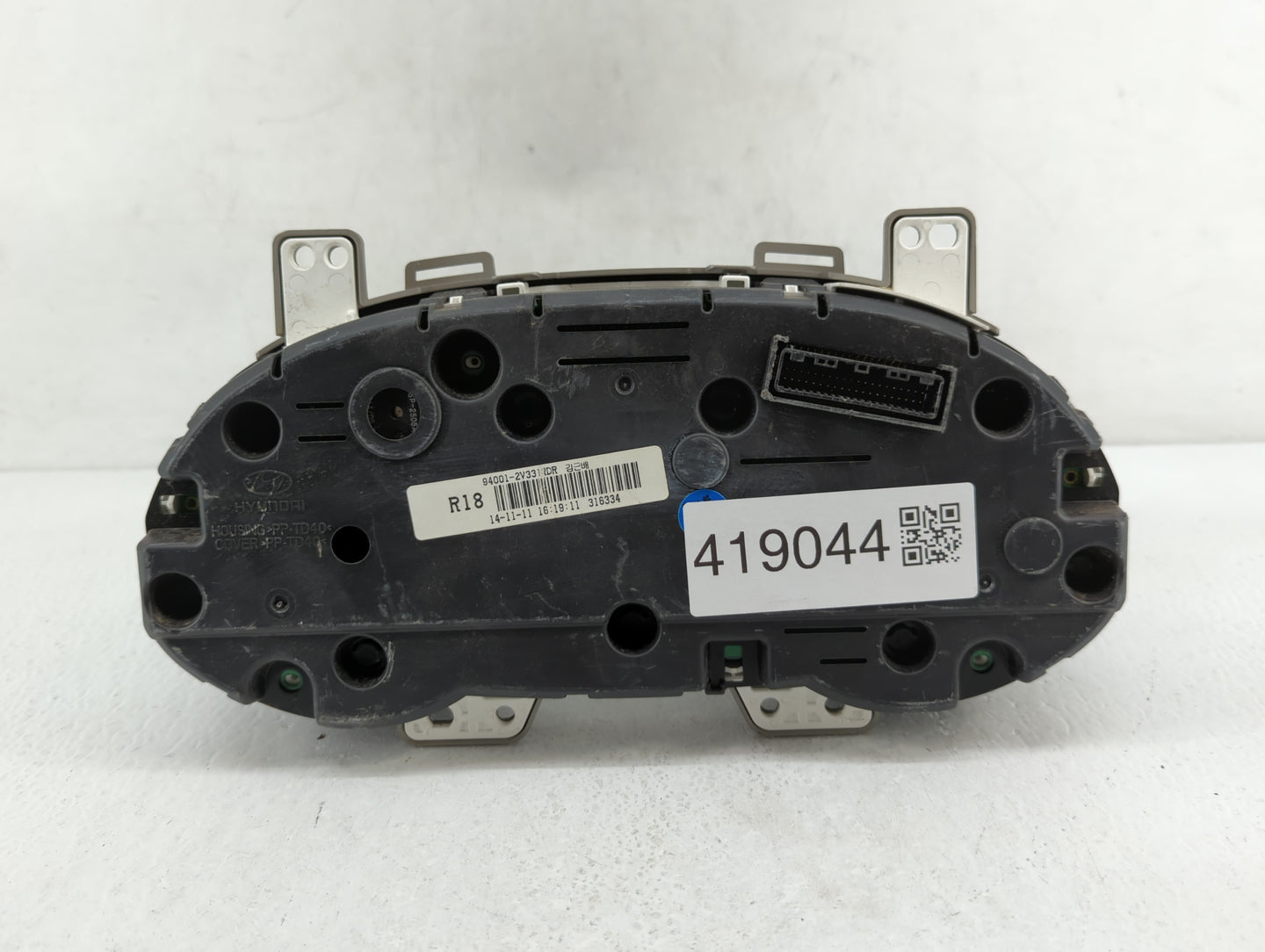 2012-2015 Hyundai Veloster Instrument Cluster Speedometer Gauges P/N:94011-2V331PD5 94011-2V330PD5 Fits Fits 2012 2013 2014 