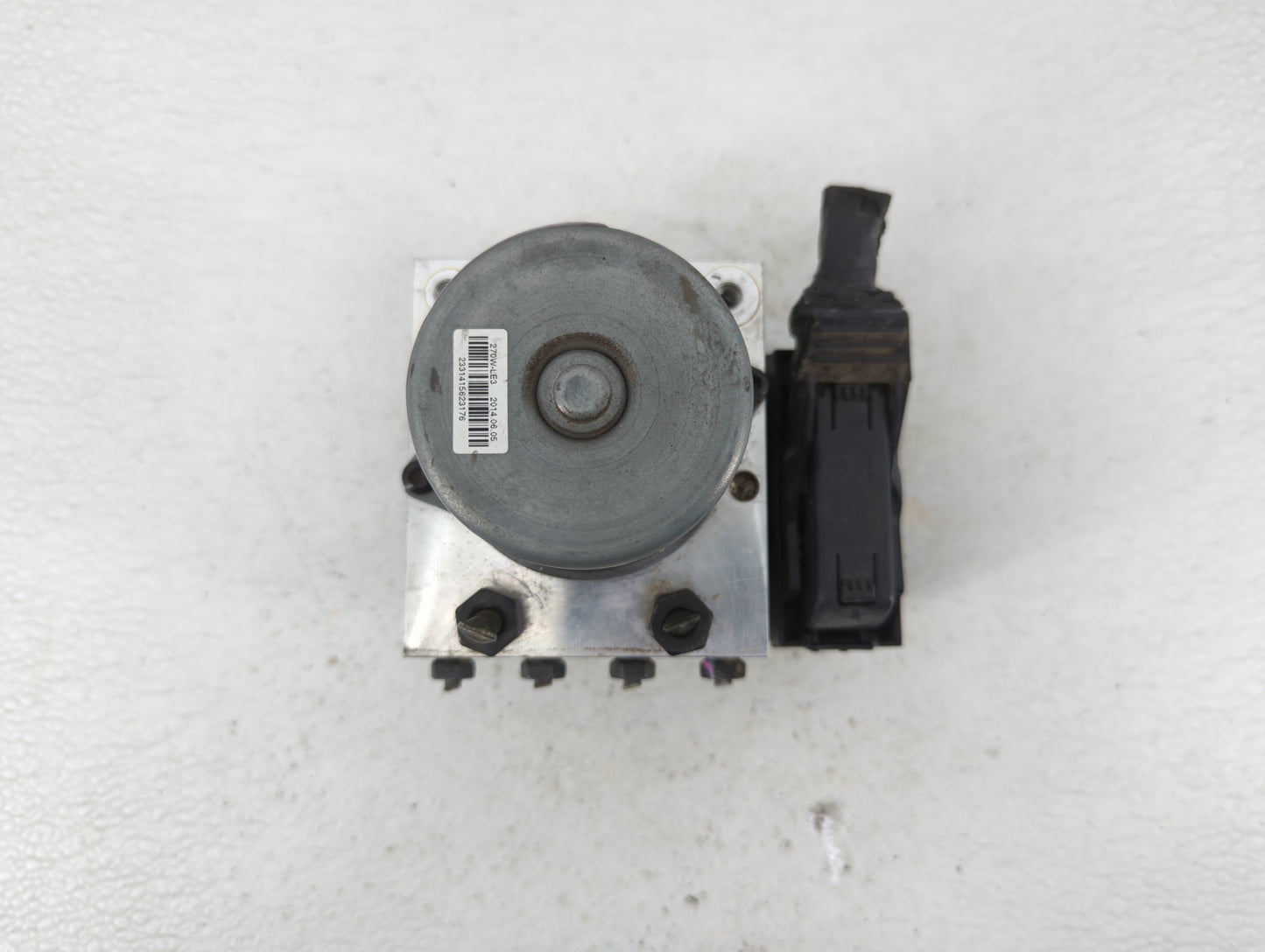2015-2017 Hyundai Veloster ABS Pump Control Module Replacement P/N:58920-2V470 Fits Fits 2015 2016 2017 OEM Used Auto Parts 