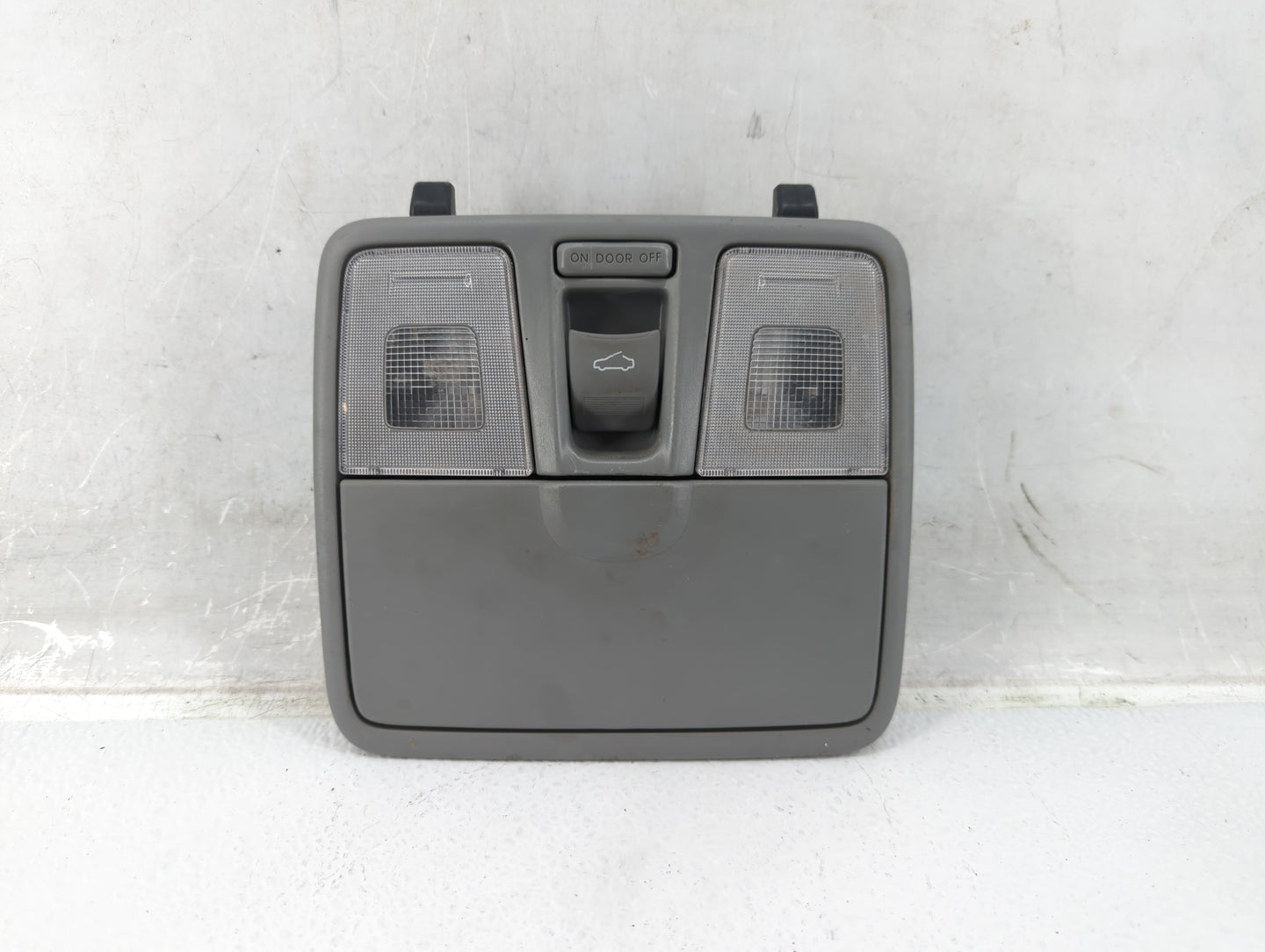 2015 Hyundai Veloster Overhead Roof Console - Oemusedautoparts1.com