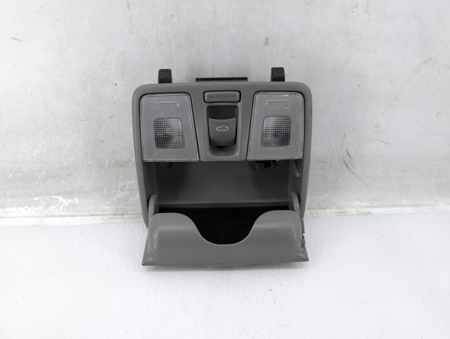 2015 Hyundai Veloster Overhead Roof Console - Oemusedautoparts1.com