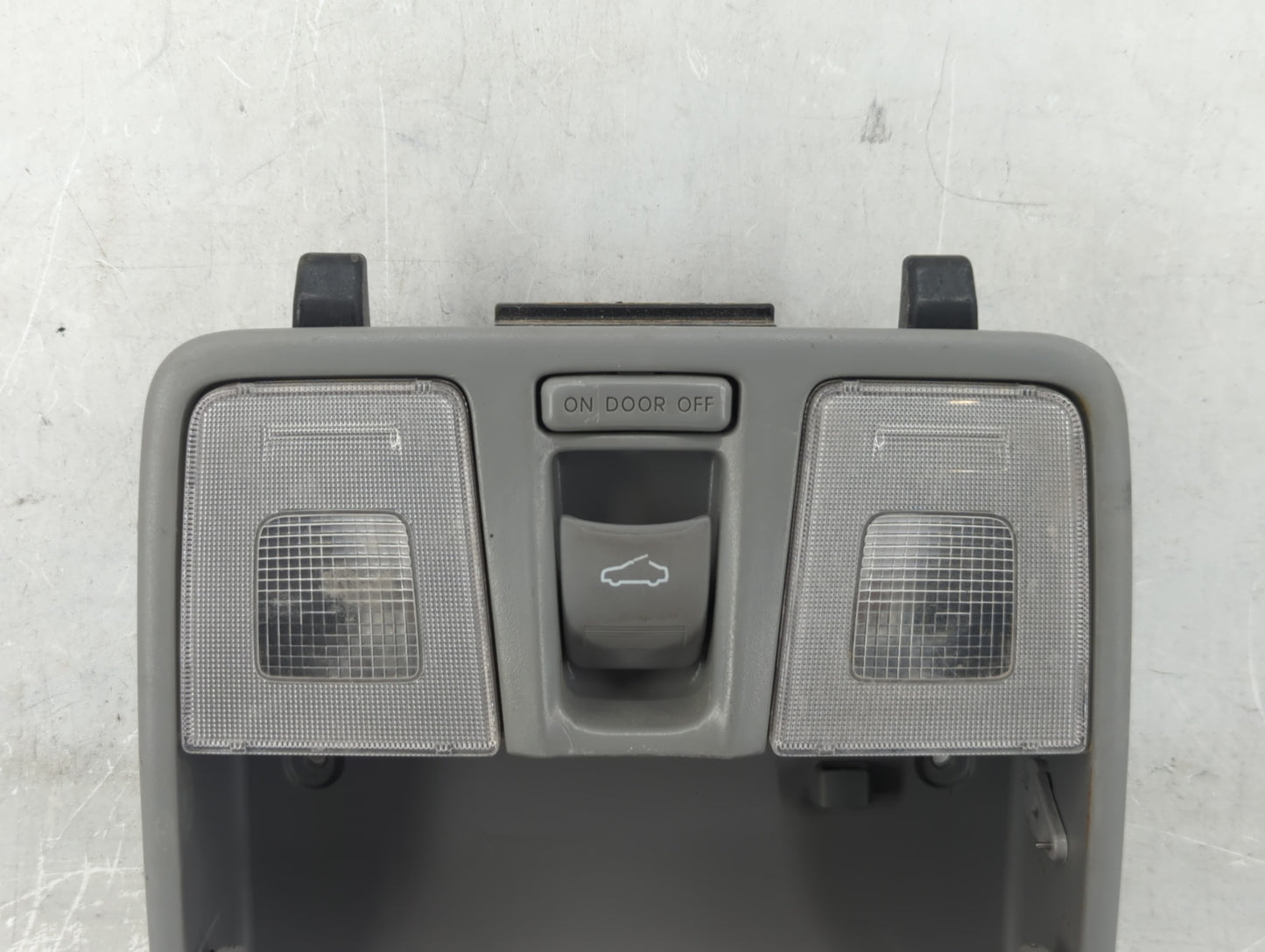 2015 Hyundai Veloster Overhead Roof Console - Oemusedautoparts1.com