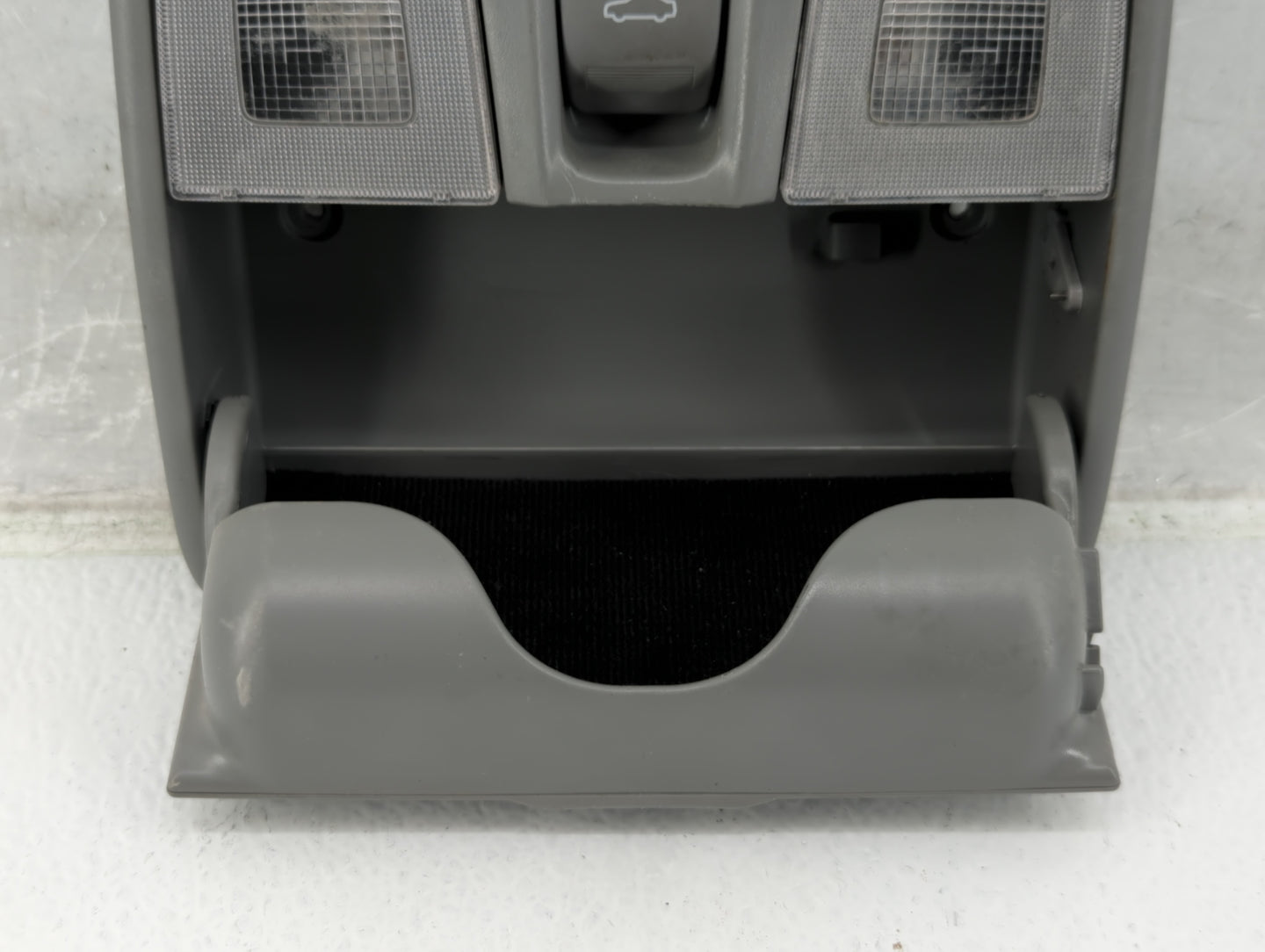 2015 Hyundai Veloster Overhead Roof Console - Oemusedautoparts1.com
