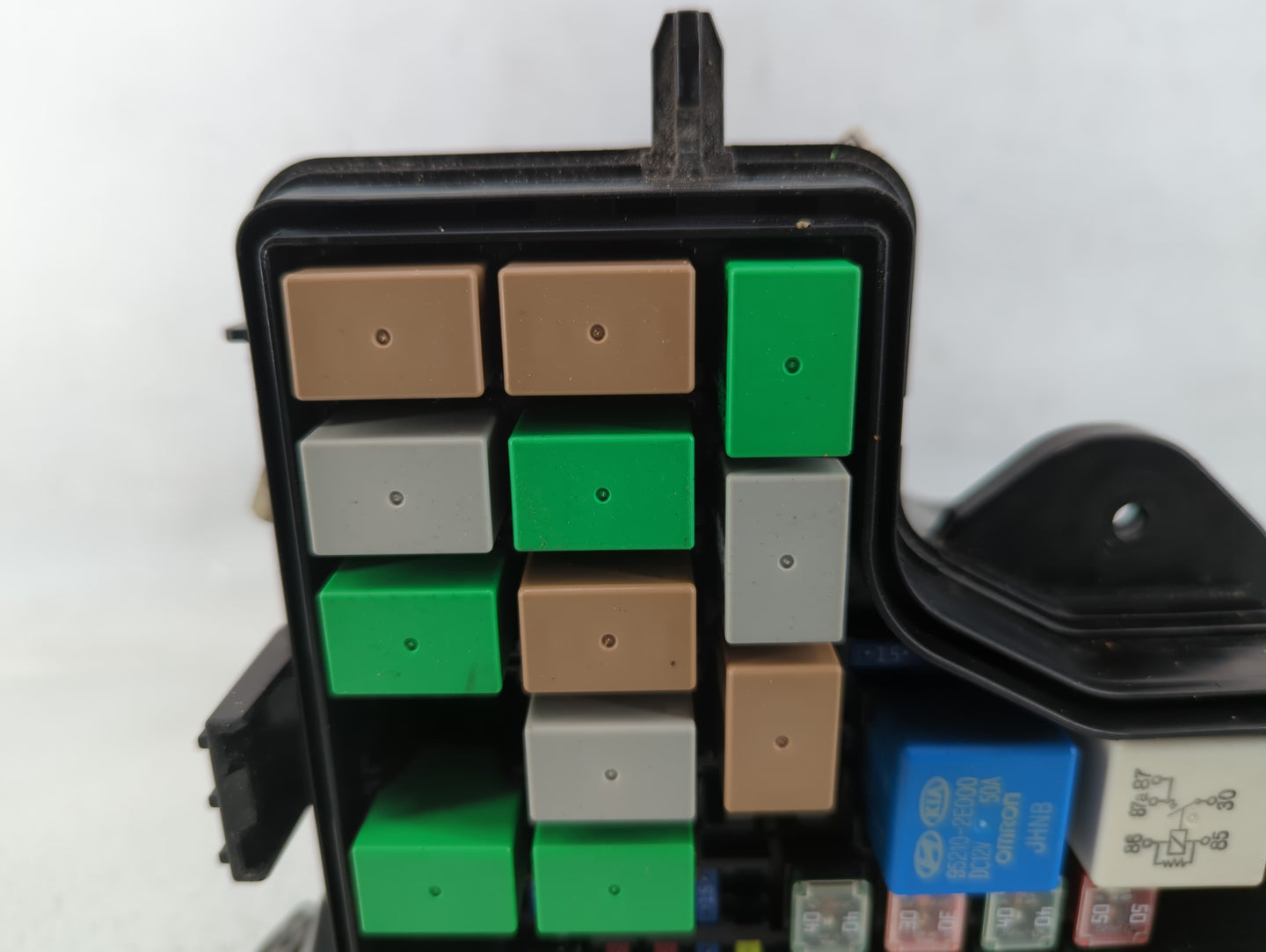 2015-2017 Hyundai Veloster Fusebox Fuse Box Panel Relay Module P/N:BE926027 N91236-2V058-10 Fits Fits 2015 2016 2017 OEM Use