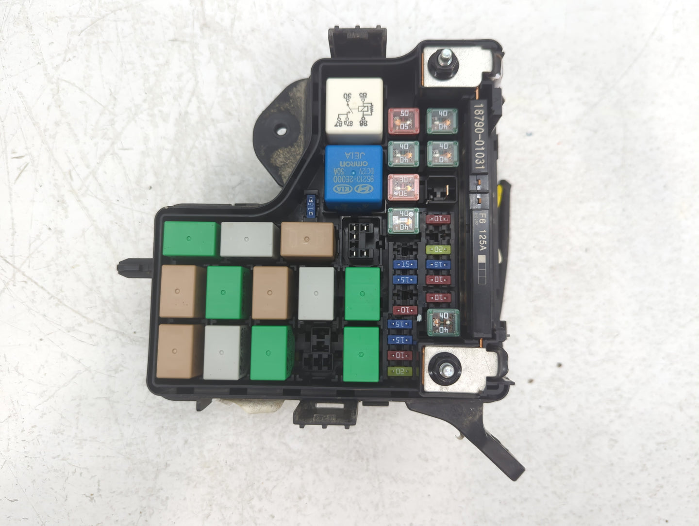 2015 Hyundai Veloster Fusebox Fuse Box Panel Relay Module P/N:N91236-2V0 Fits OEM Used Auto Parts - Oemusedautoparts1.com