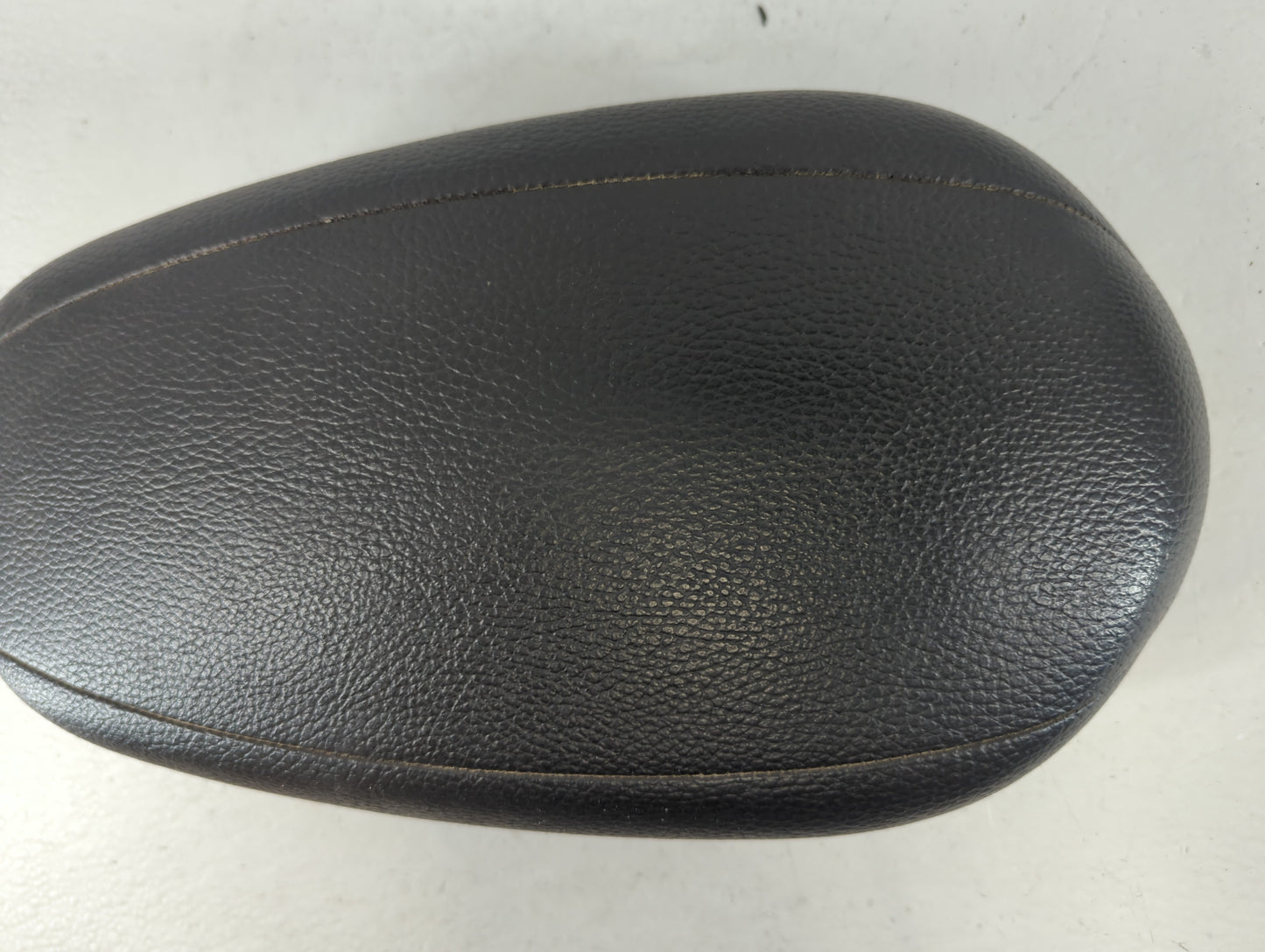 2012-2017 Hyundai Veloster Center Console Armrest Cover Lid Fits Fits 2012 2013 2014 2015 2016 2017 OEM Used Auto Parts - Oe