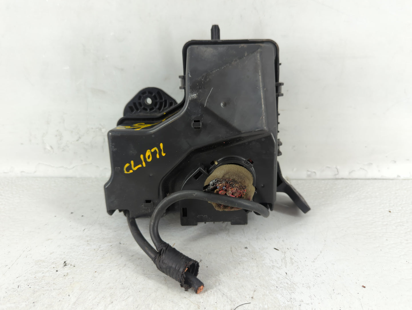 2015-2017 Hyundai Veloster Fusebox Fuse Box Panel Relay Module P/N:G173 91236 2V098 Fits Fits 2015 2016 2017 OEM Used Auto P