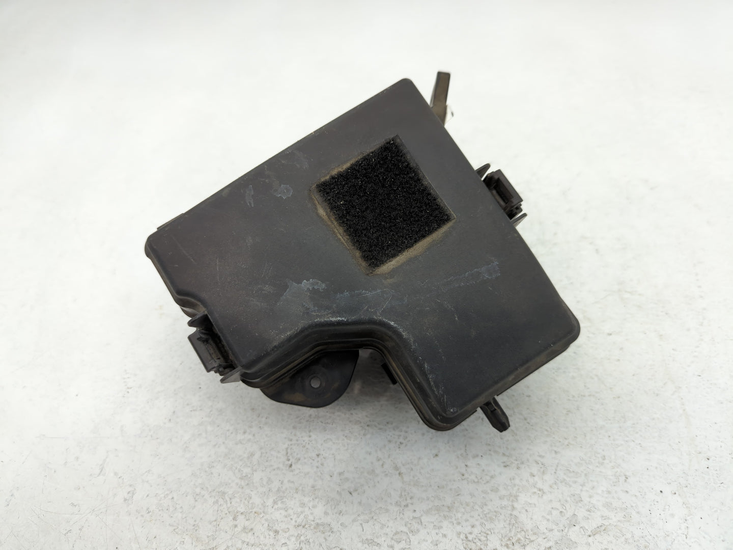 2015-2017 Hyundai Veloster Fusebox Fuse Box Panel Relay Module P/N:91207 2V138 Fits Fits 2015 2016 2017 OEM Used Auto Parts 