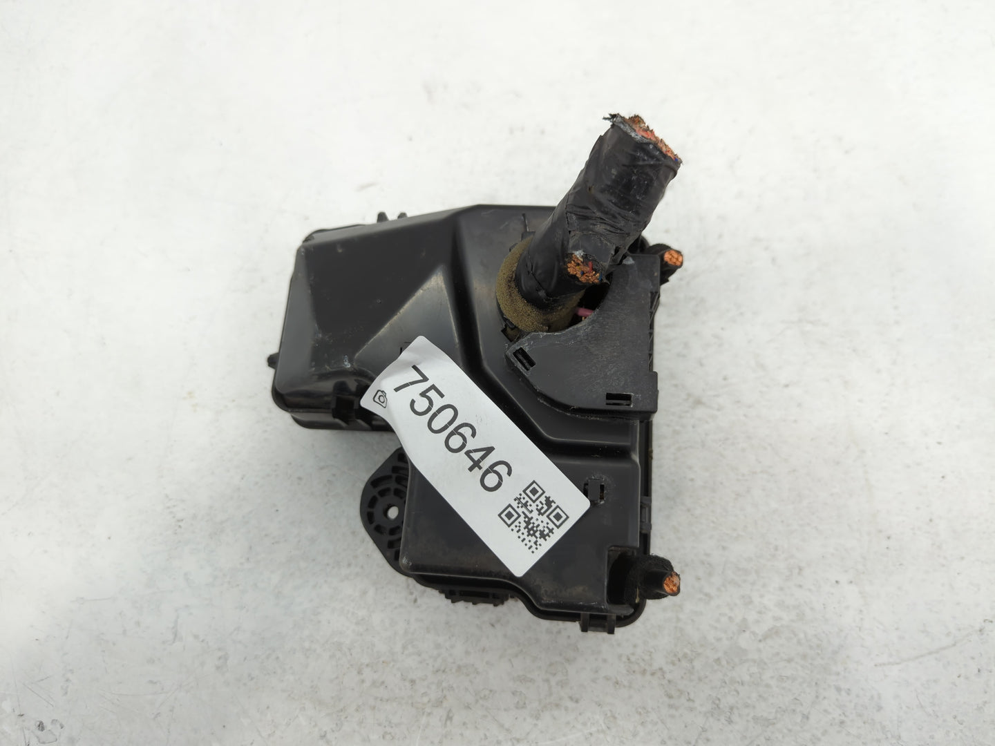 2015-2017 Hyundai Veloster Fusebox Fuse Box Panel Relay Module P/N:91207 2V138 Fits Fits 2015 2016 2017 OEM Used Auto Parts 