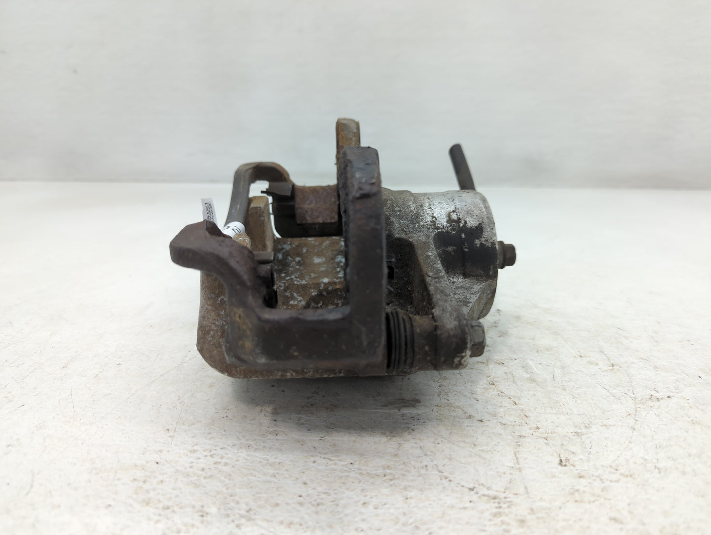 2012-2016 Hyundai Veloster Front Passenger Right Brake Caliper - Oemusedautoparts1.com